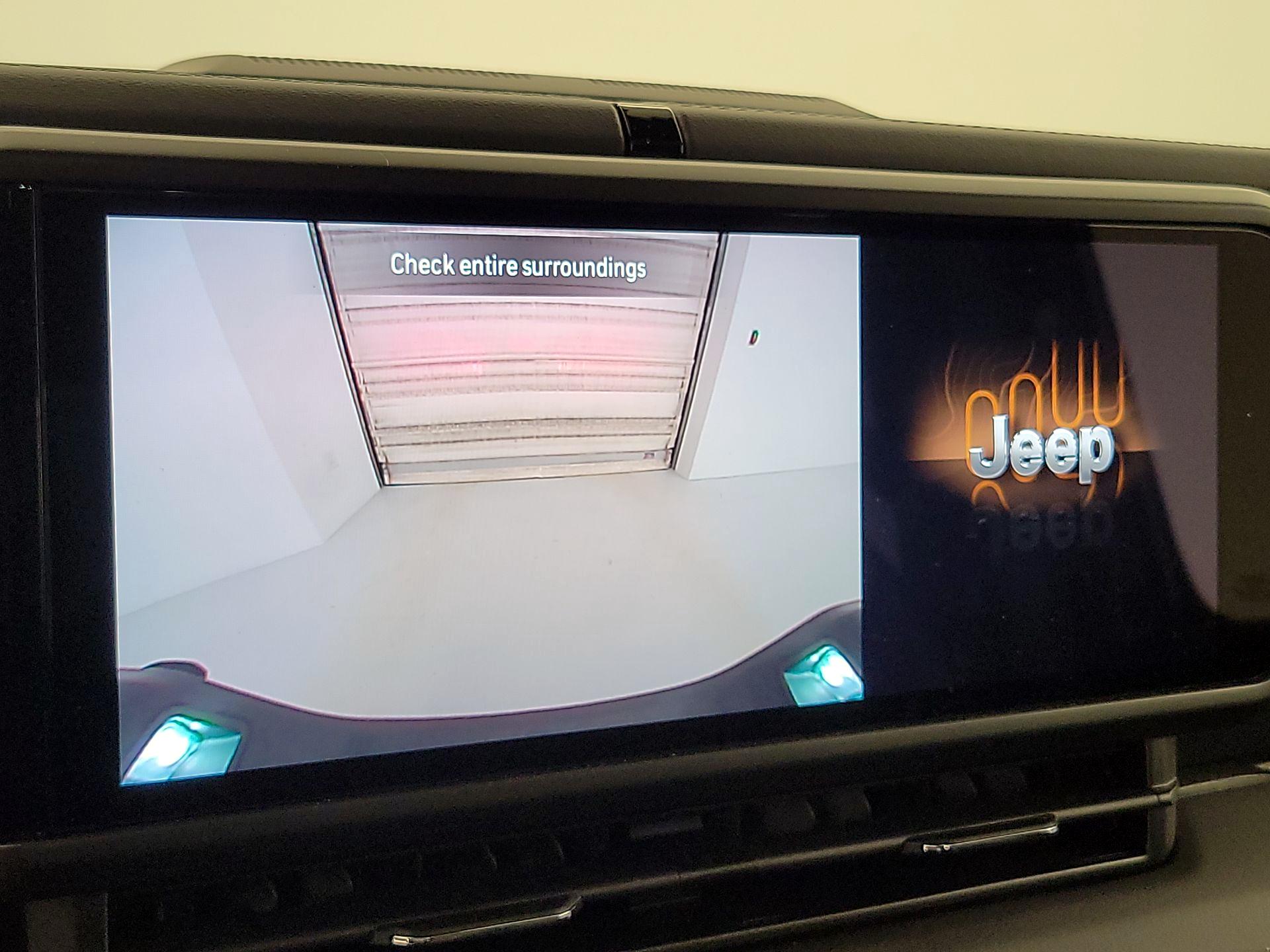 Thumbnail: 2025 Jeep Gladiator - 14