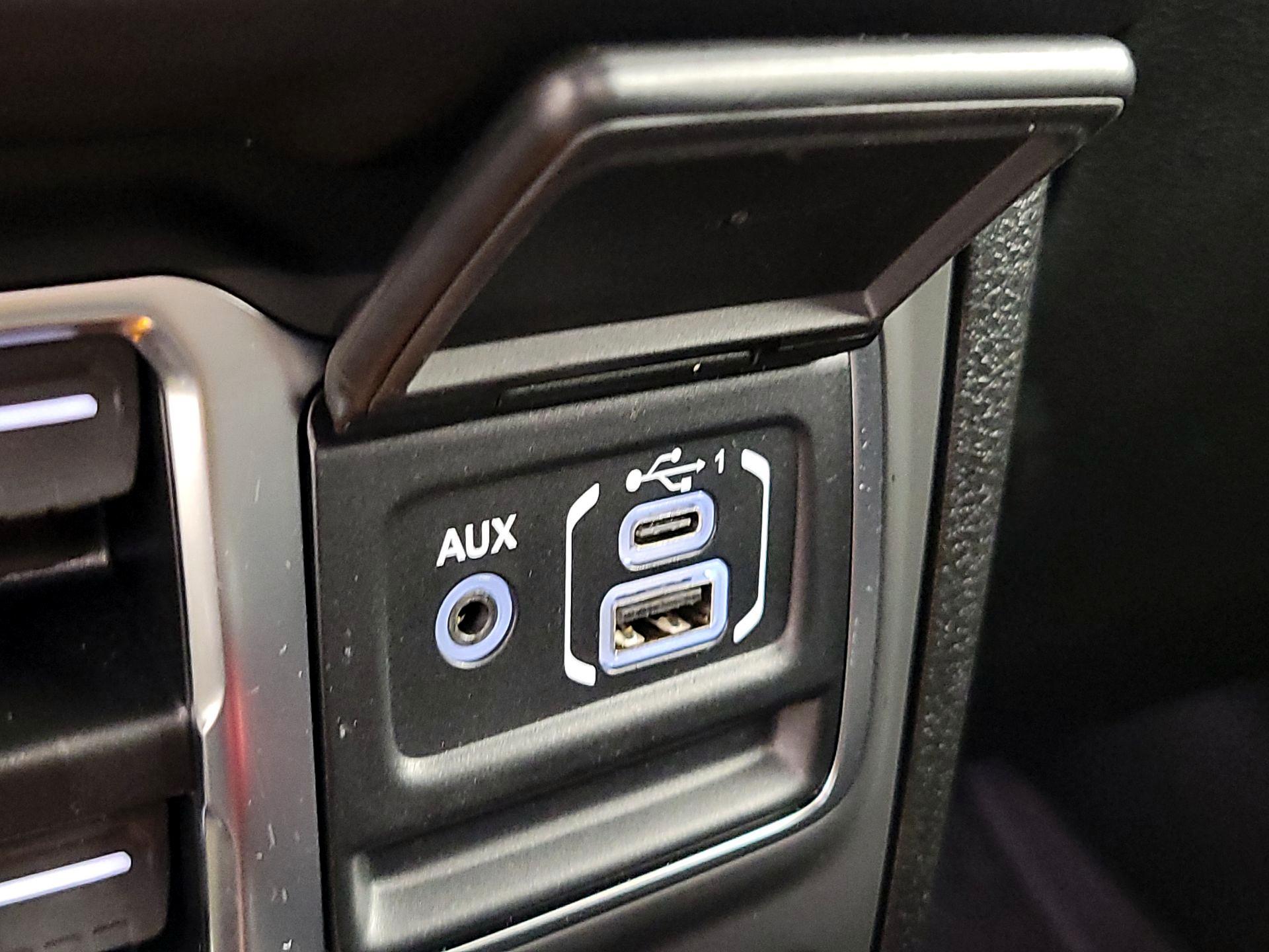 Thumbnail: 2025 Jeep Gladiator - 18