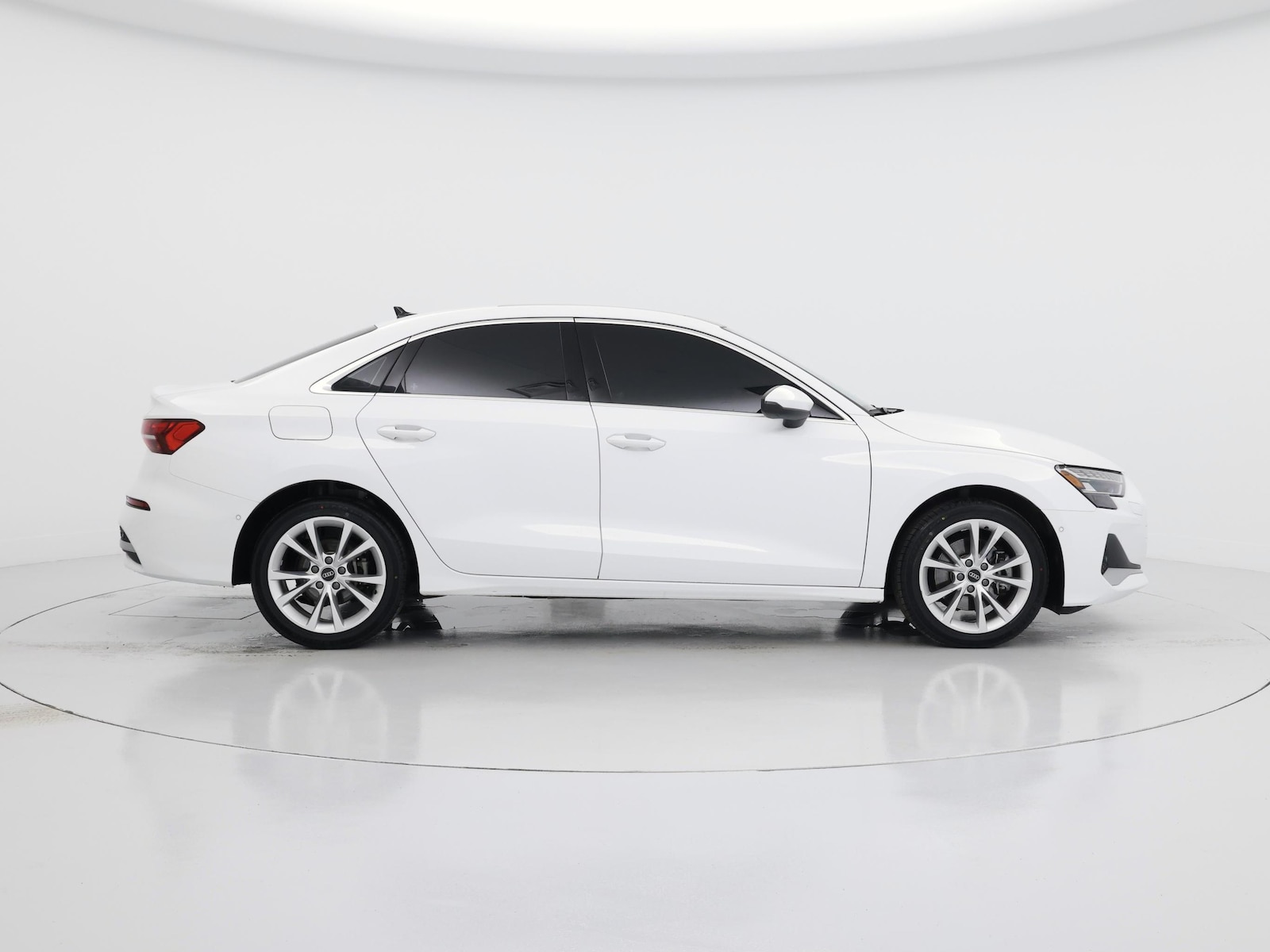 2025 Audi A3 Premium - Photo 8