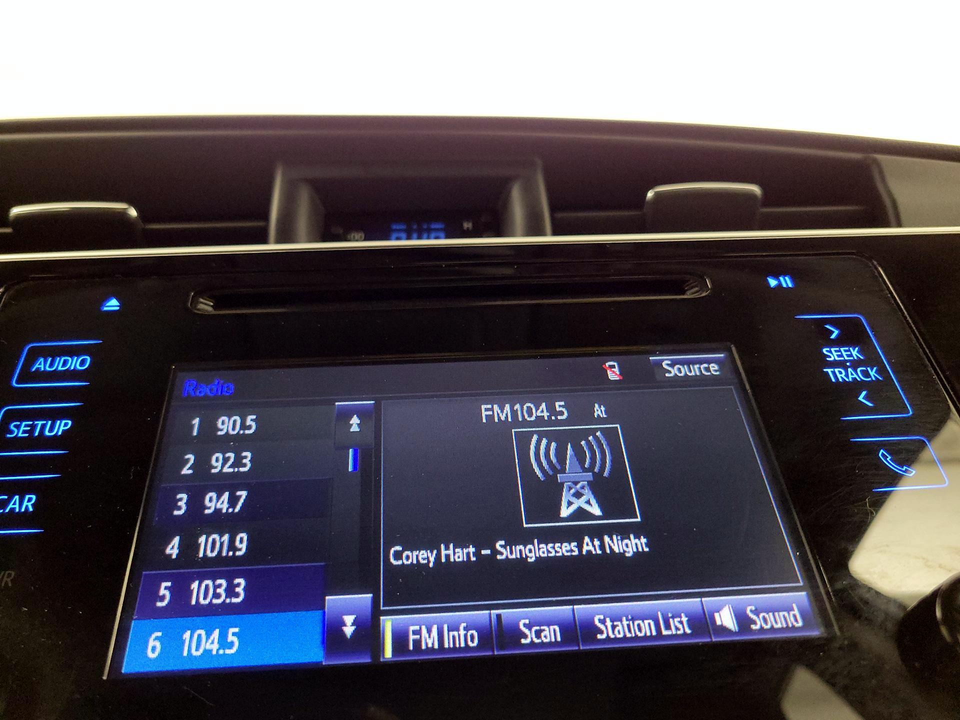 Thumbnail: 2017 Toyota Corolla - 15