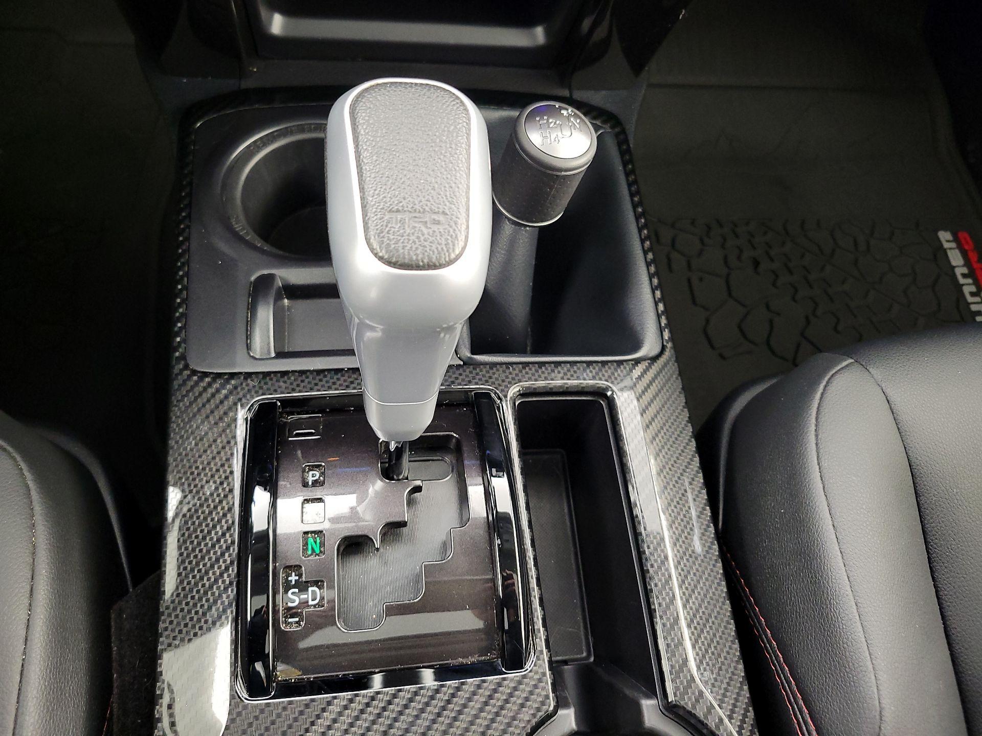 Thumbnail: 2024 Toyota 4Runner - 18