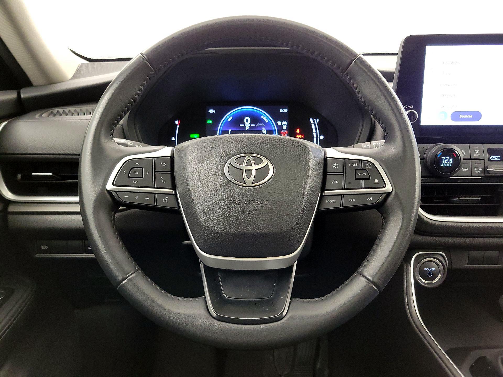 Thumbnail: 2025 Toyota Highlander - 10