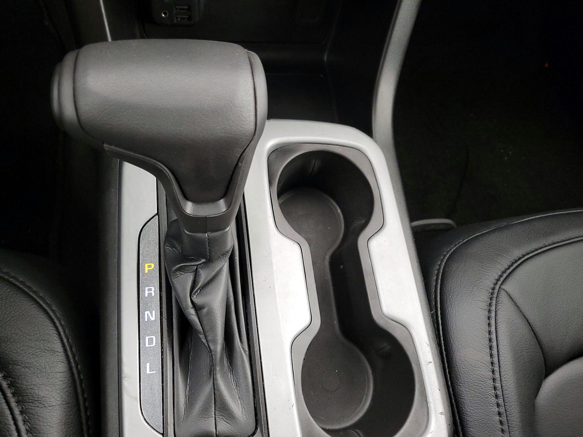 Thumbnail: 2019 Chevrolet Colorado - 17