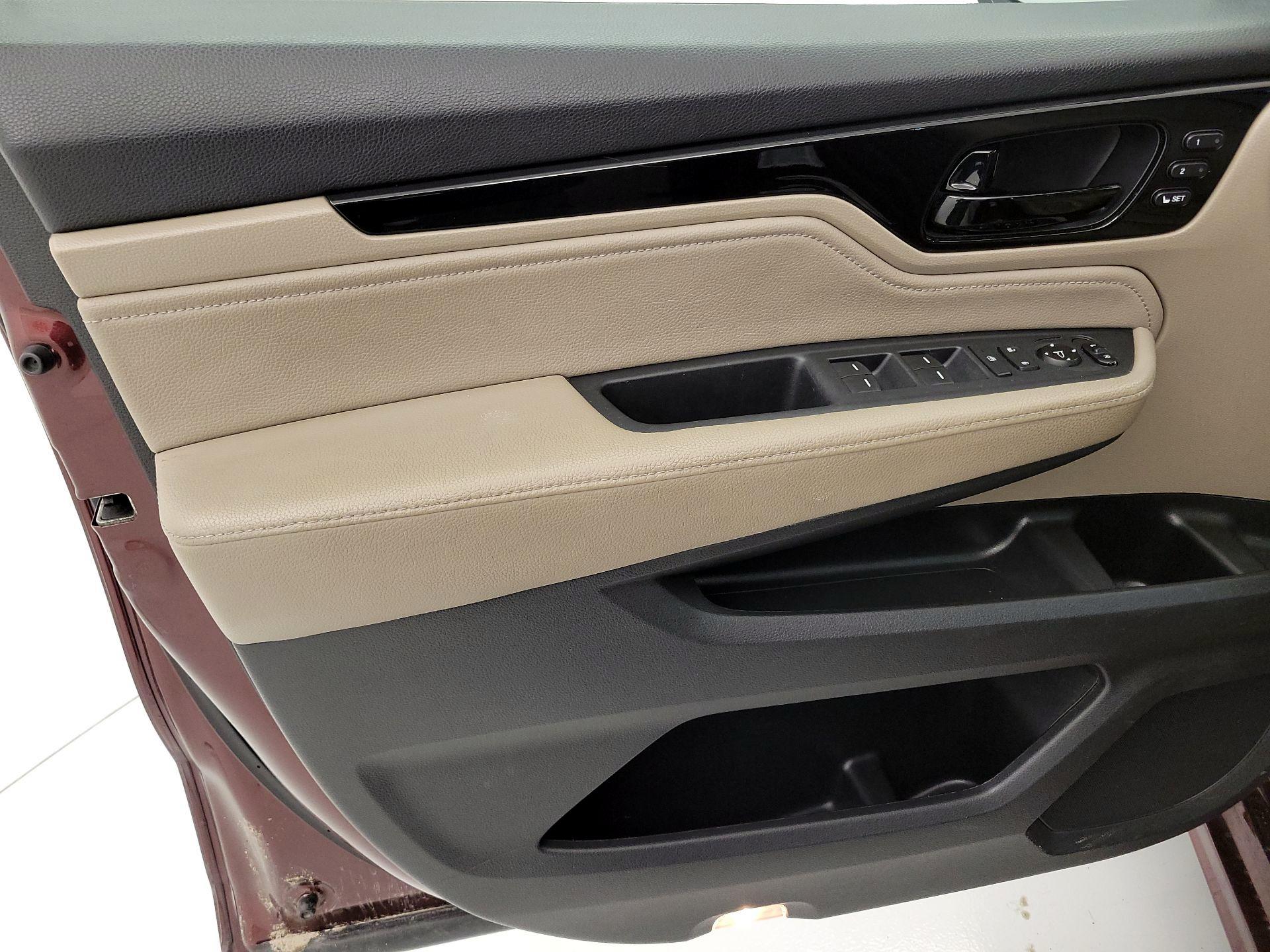 Thumbnail: 2021 Honda Odyssey - 12