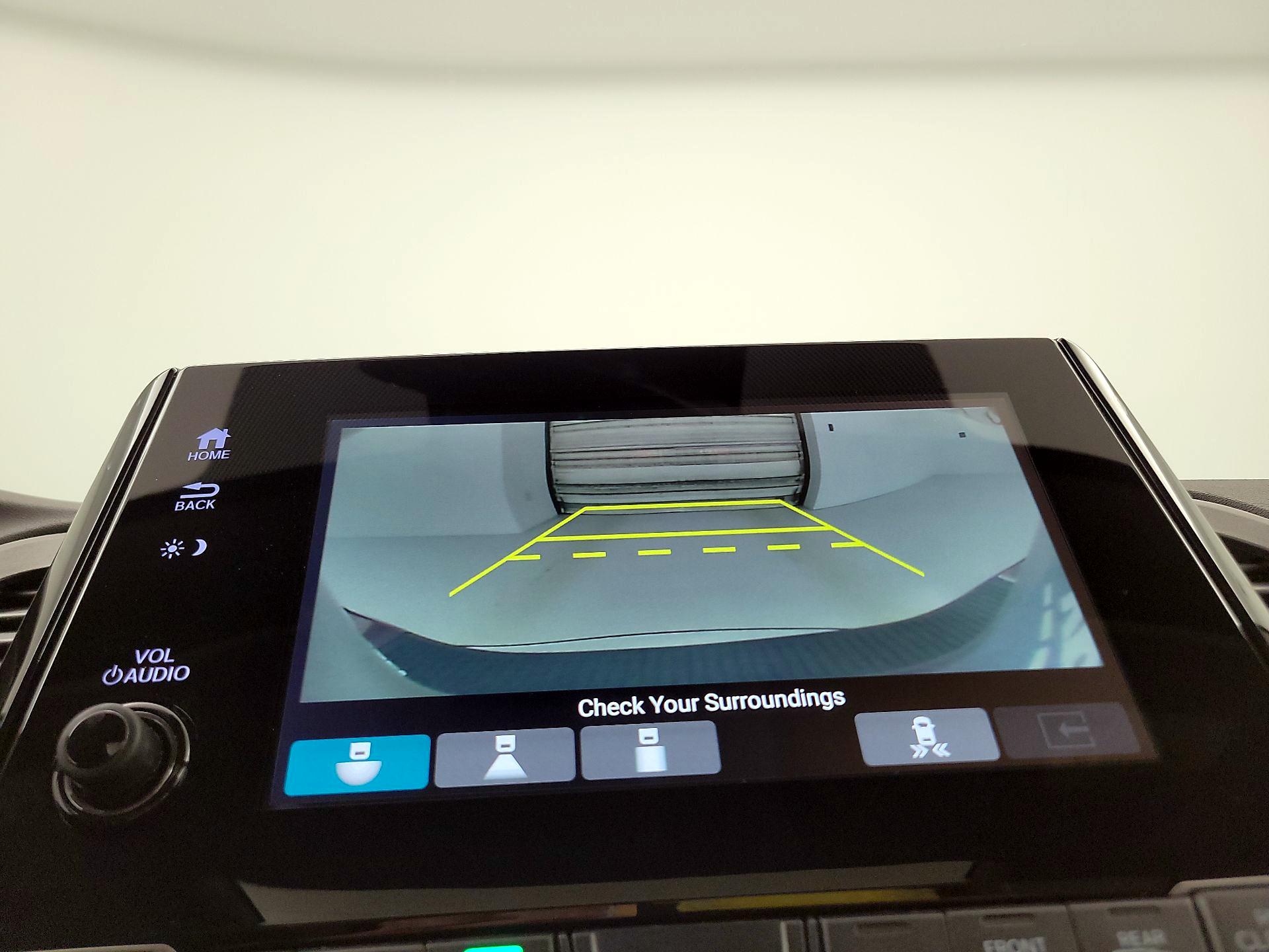 Thumbnail: 2021 Honda Odyssey - 15