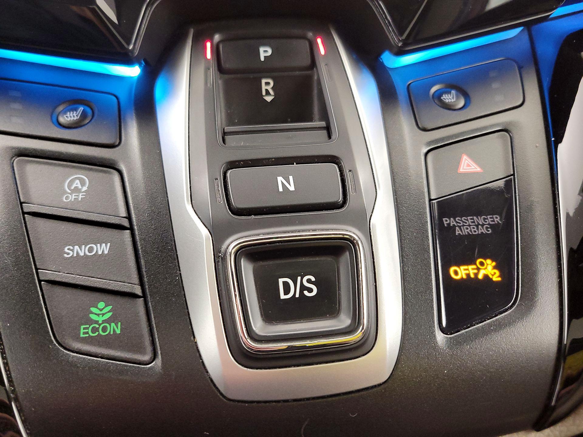 Thumbnail: 2021 Honda Odyssey - 18