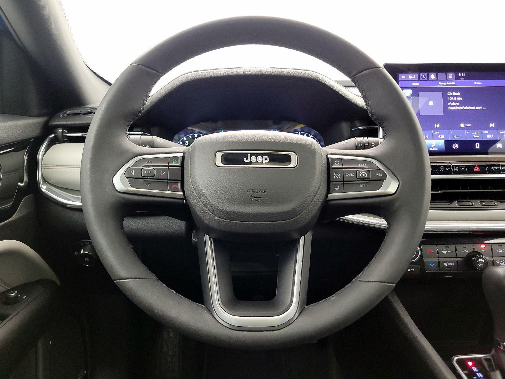 Thumbnail: 2023 Jeep Compass - 10