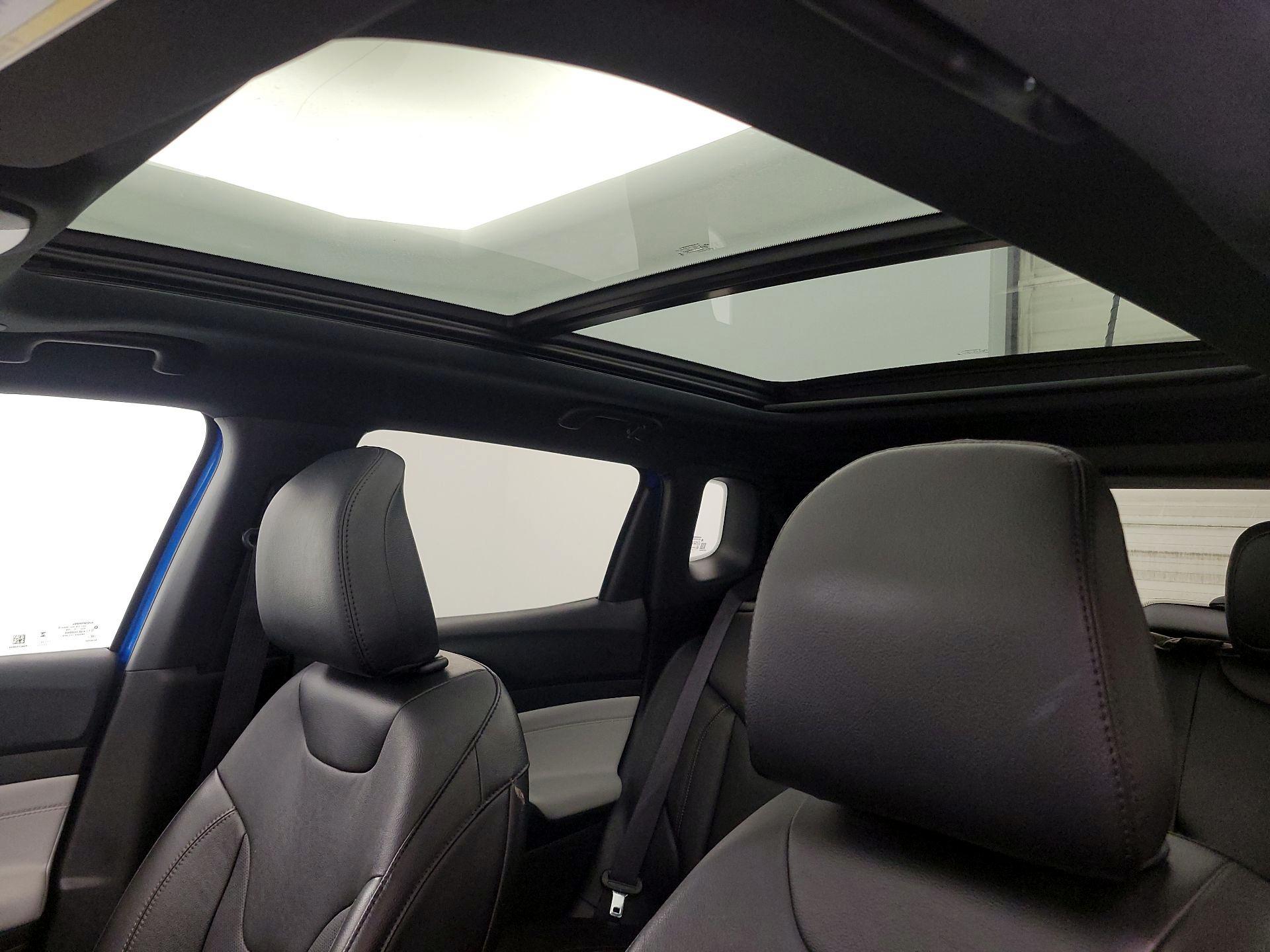 Thumbnail: 2023 Jeep Compass - 19