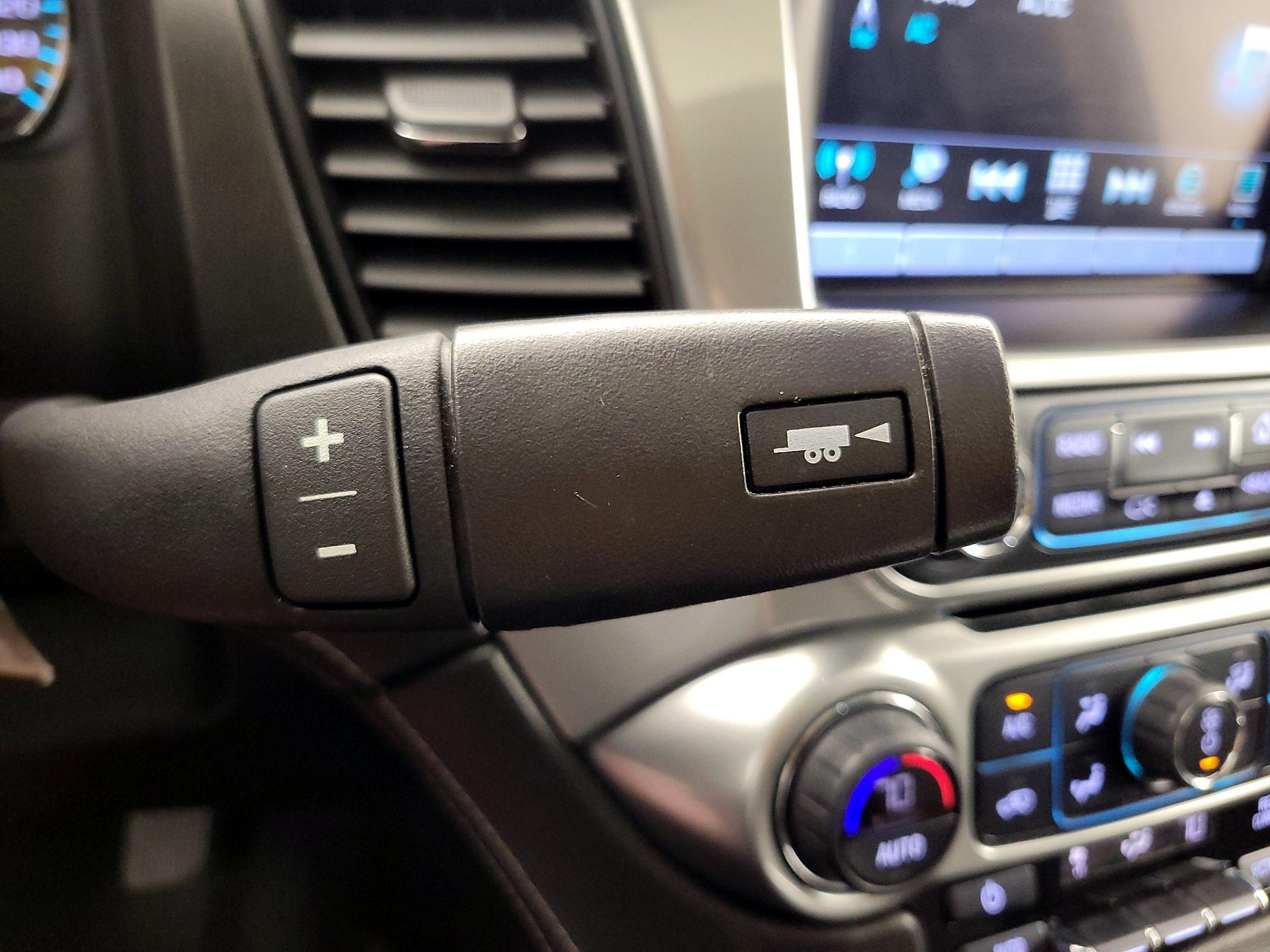 Thumbnail: 2020 Chevrolet Tahoe - 17