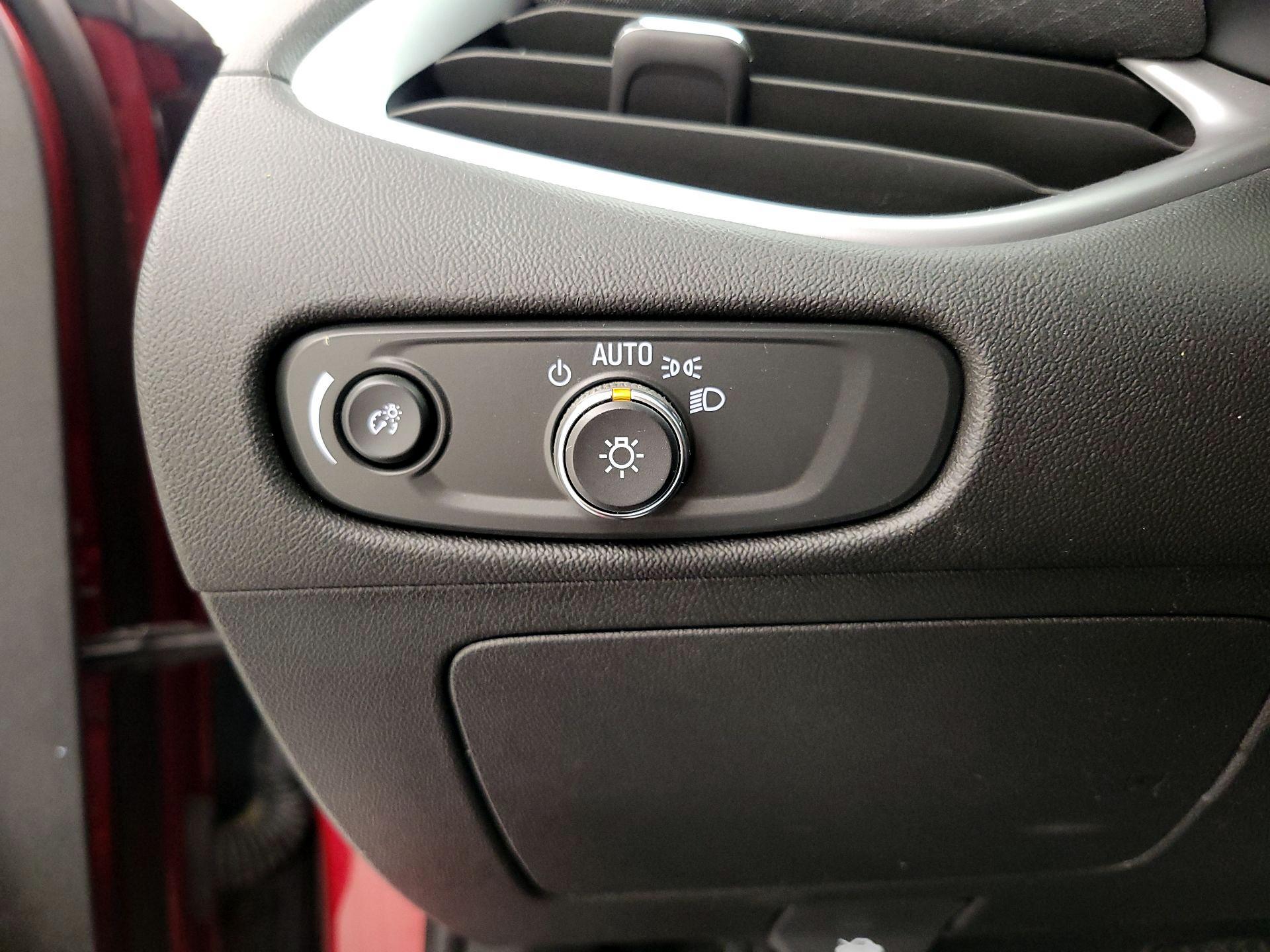 Thumbnail: 2024 Chevrolet Malibu - 13