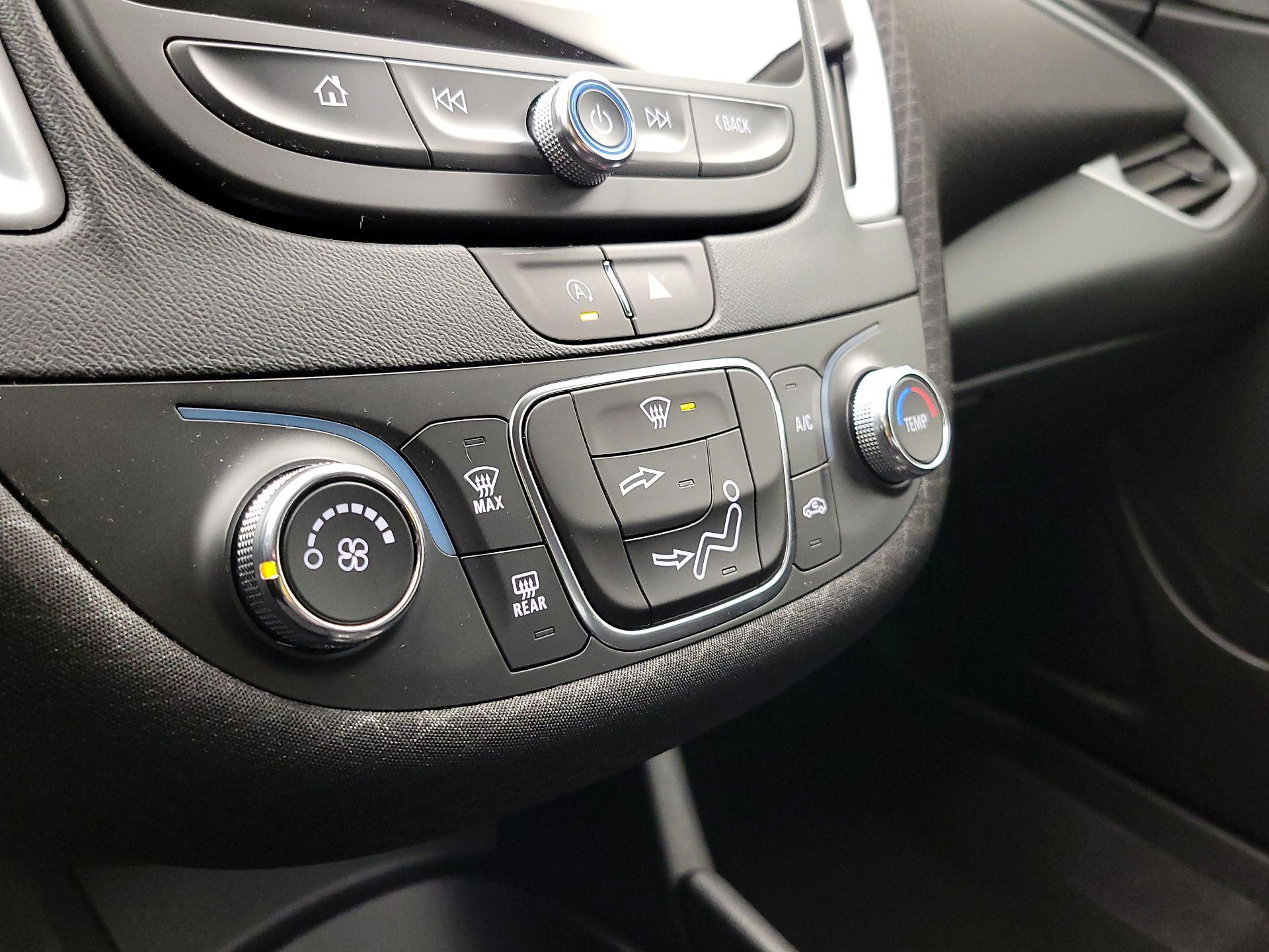 Thumbnail: 2024 Chevrolet Malibu - 16