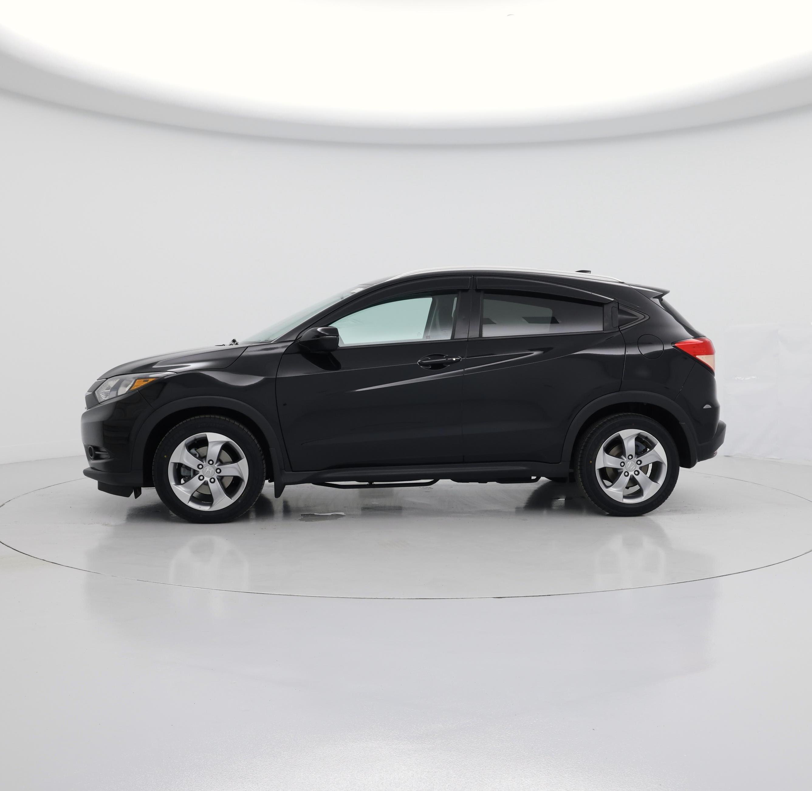 Thumbnail: 2017 Honda HR-V - 3