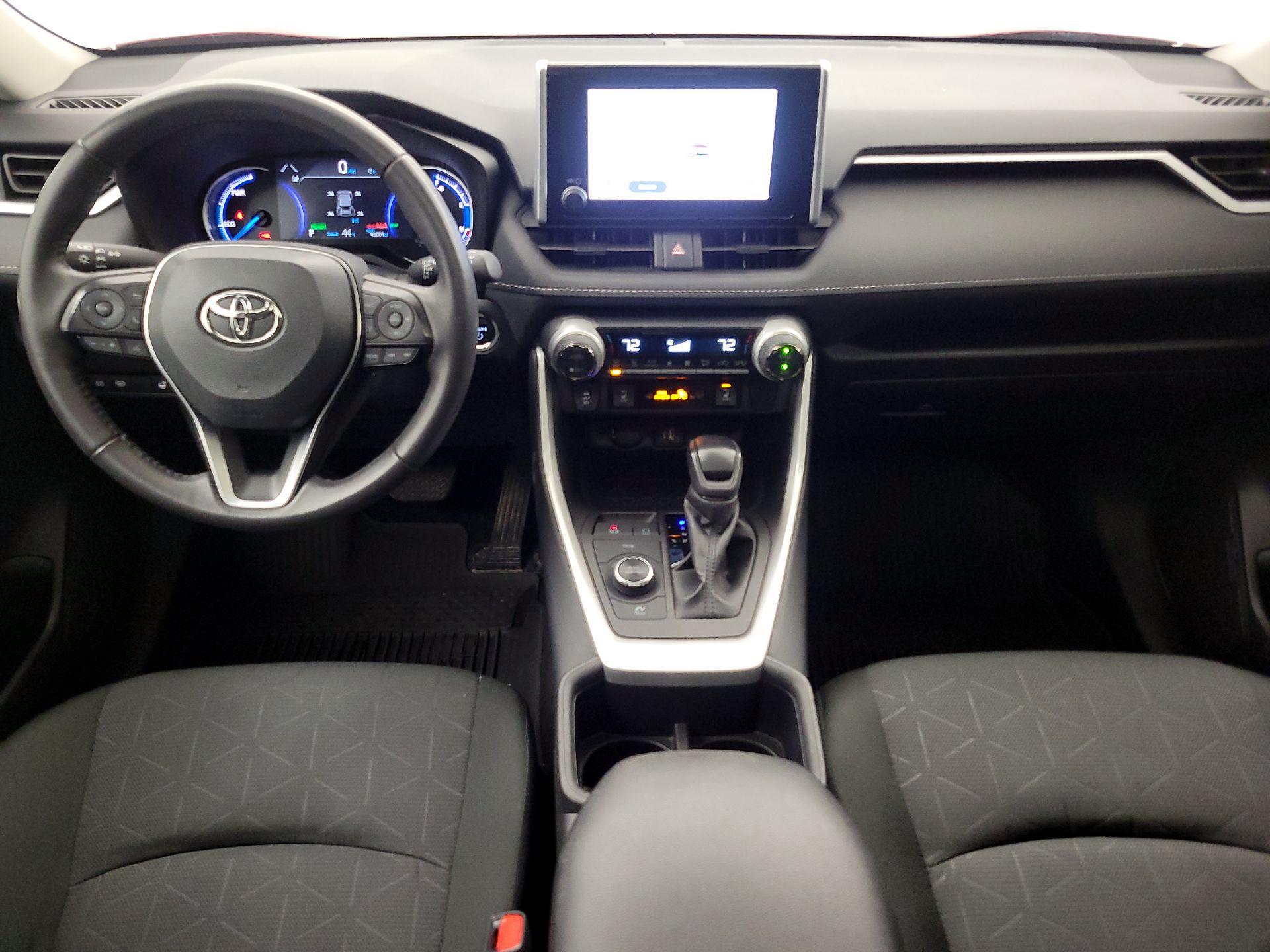 Thumbnail: 2024 Toyota RAV4 - 9