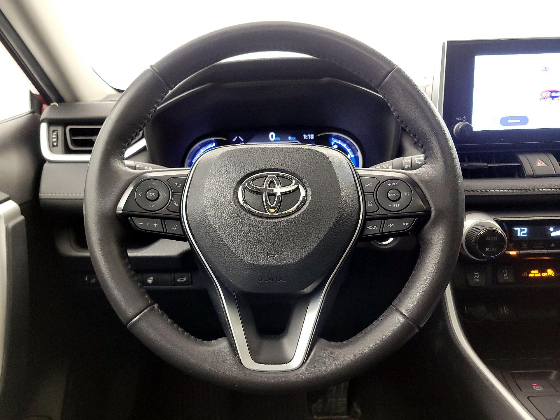 Thumbnail: 2024 Toyota RAV4 - 10