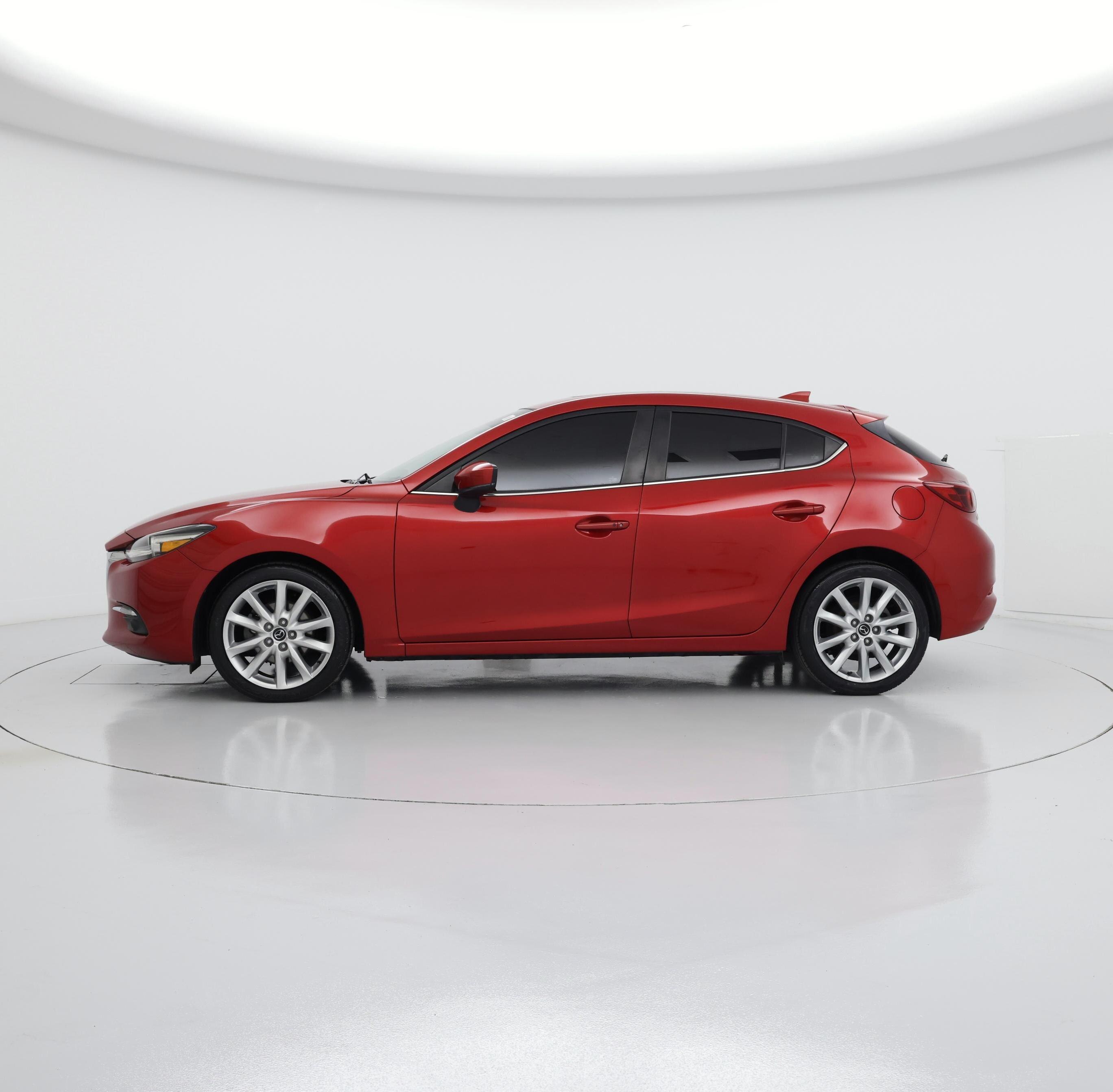 Thumbnail: 2017 Mazda Mazda3 - 3