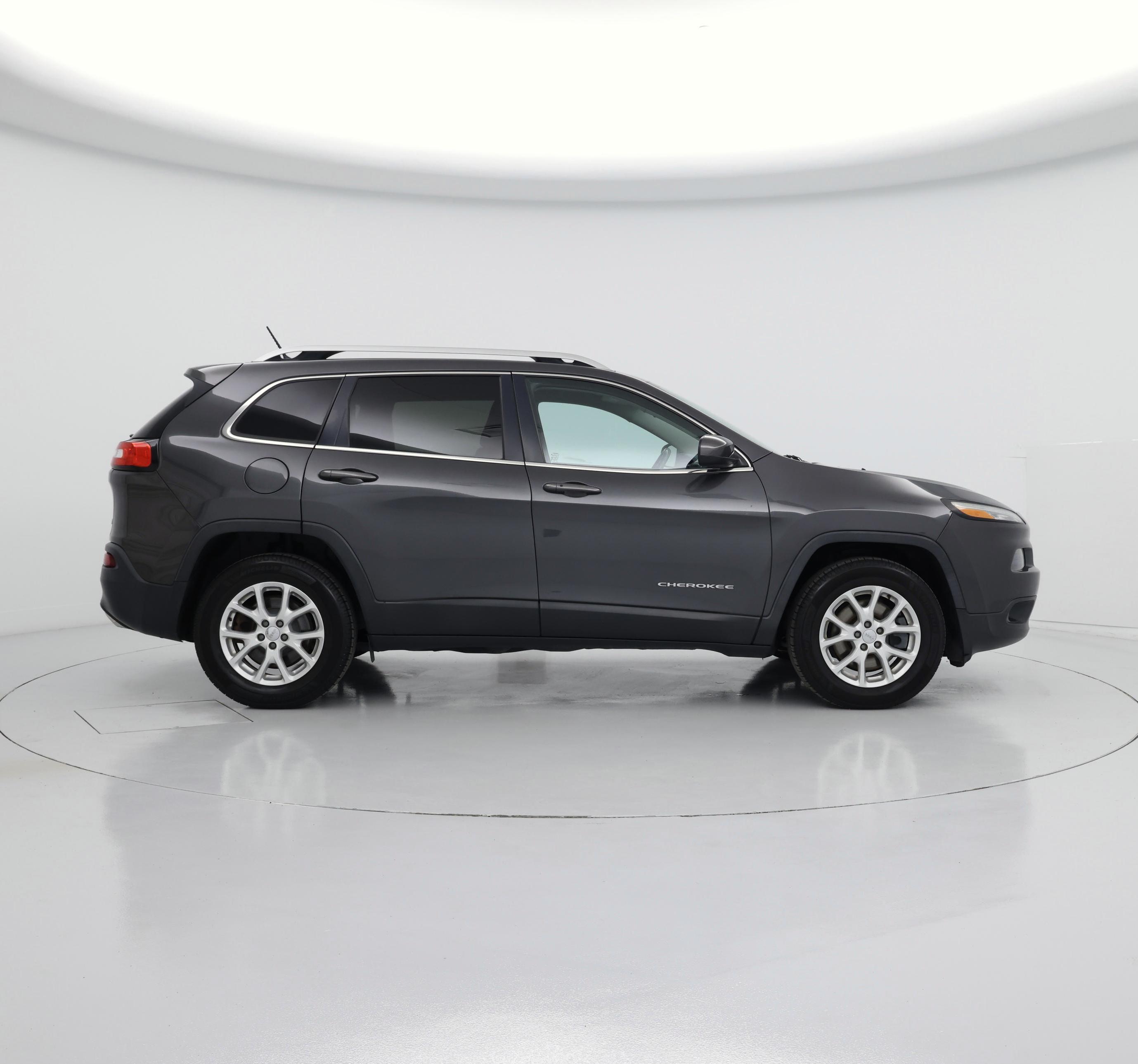 Thumbnail: 2015 Jeep Cherokee - 7
