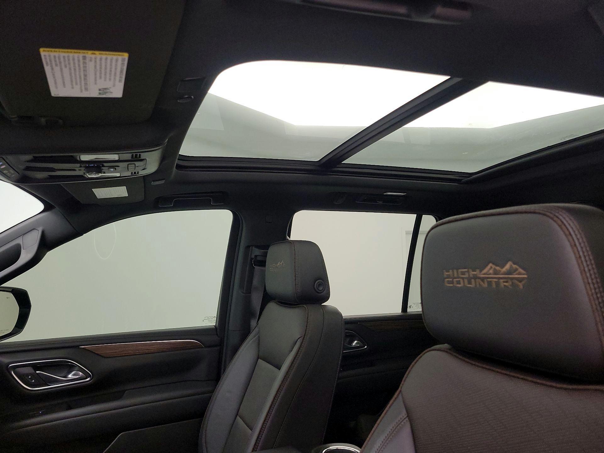 Thumbnail: 2024 Chevrolet Tahoe - 19