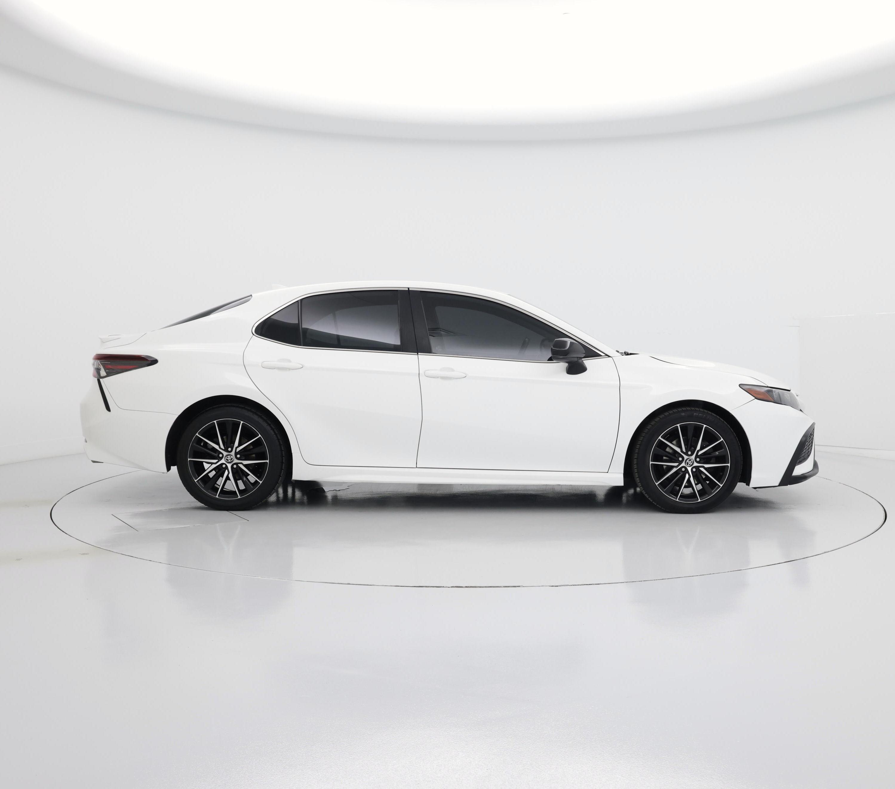 Thumbnail: 2021 Toyota Camry - 7