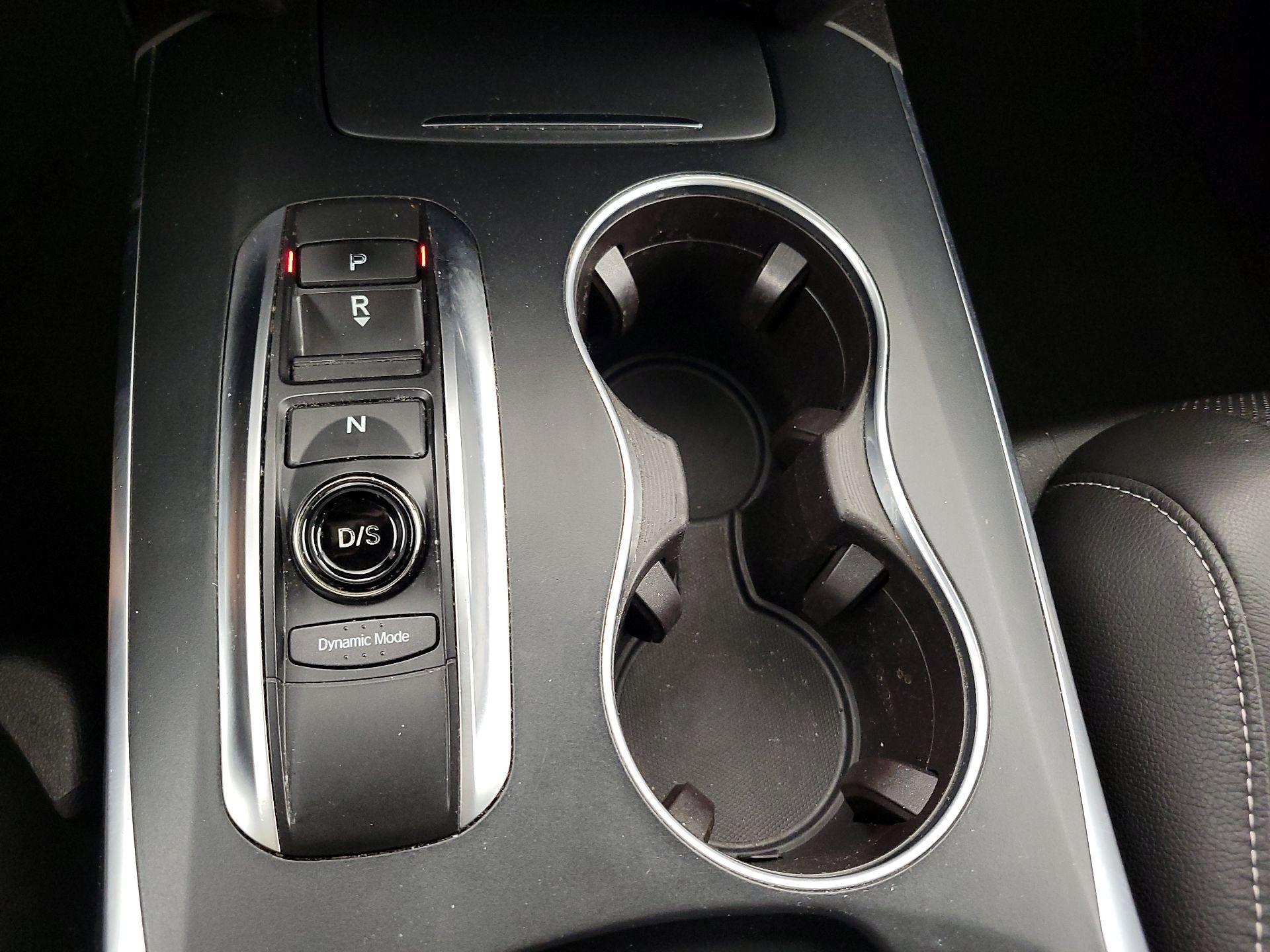 Thumbnail: 2019 Acura MDX - 18