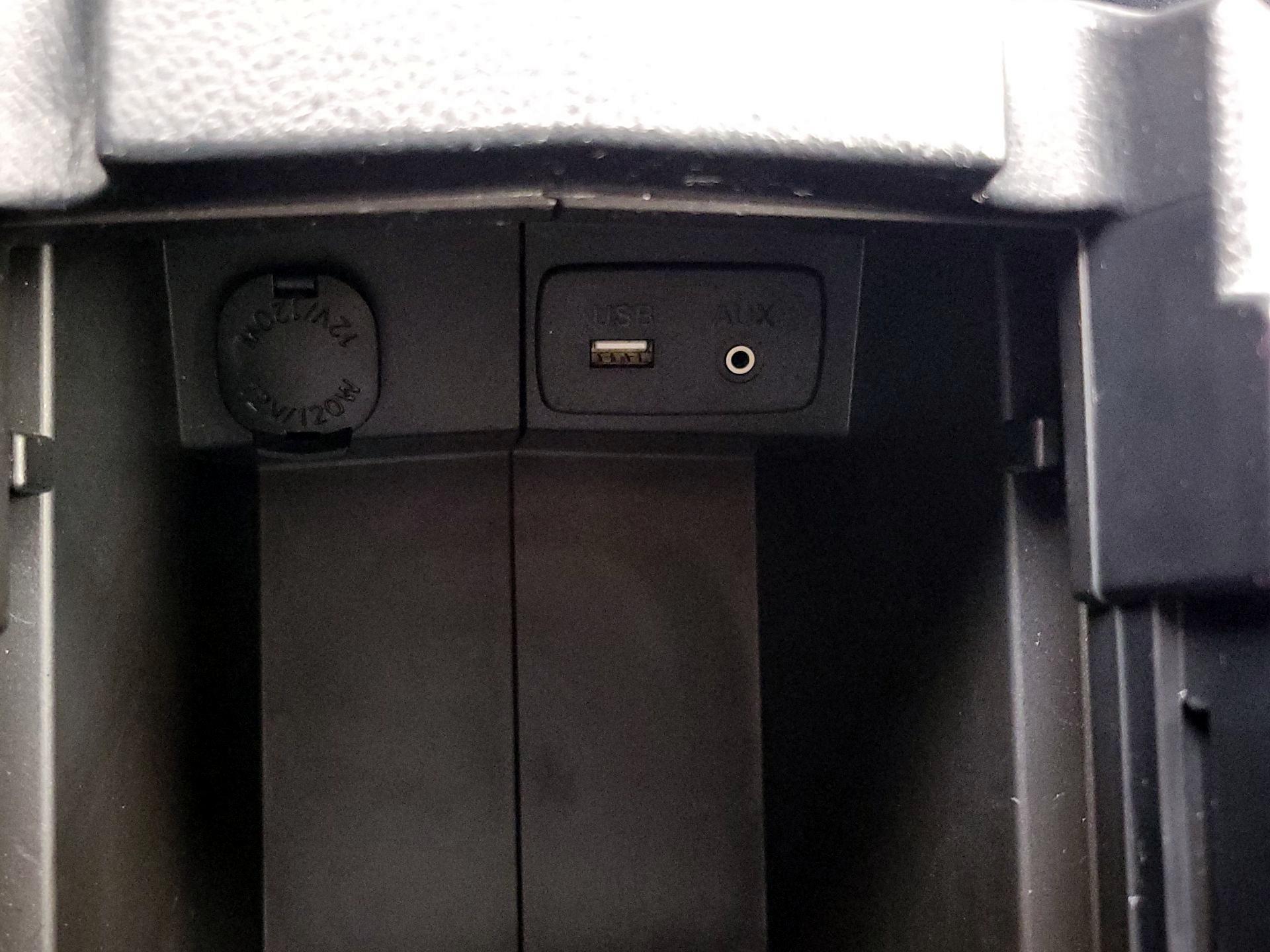 Thumbnail: 2017 Subaru Forester - 18