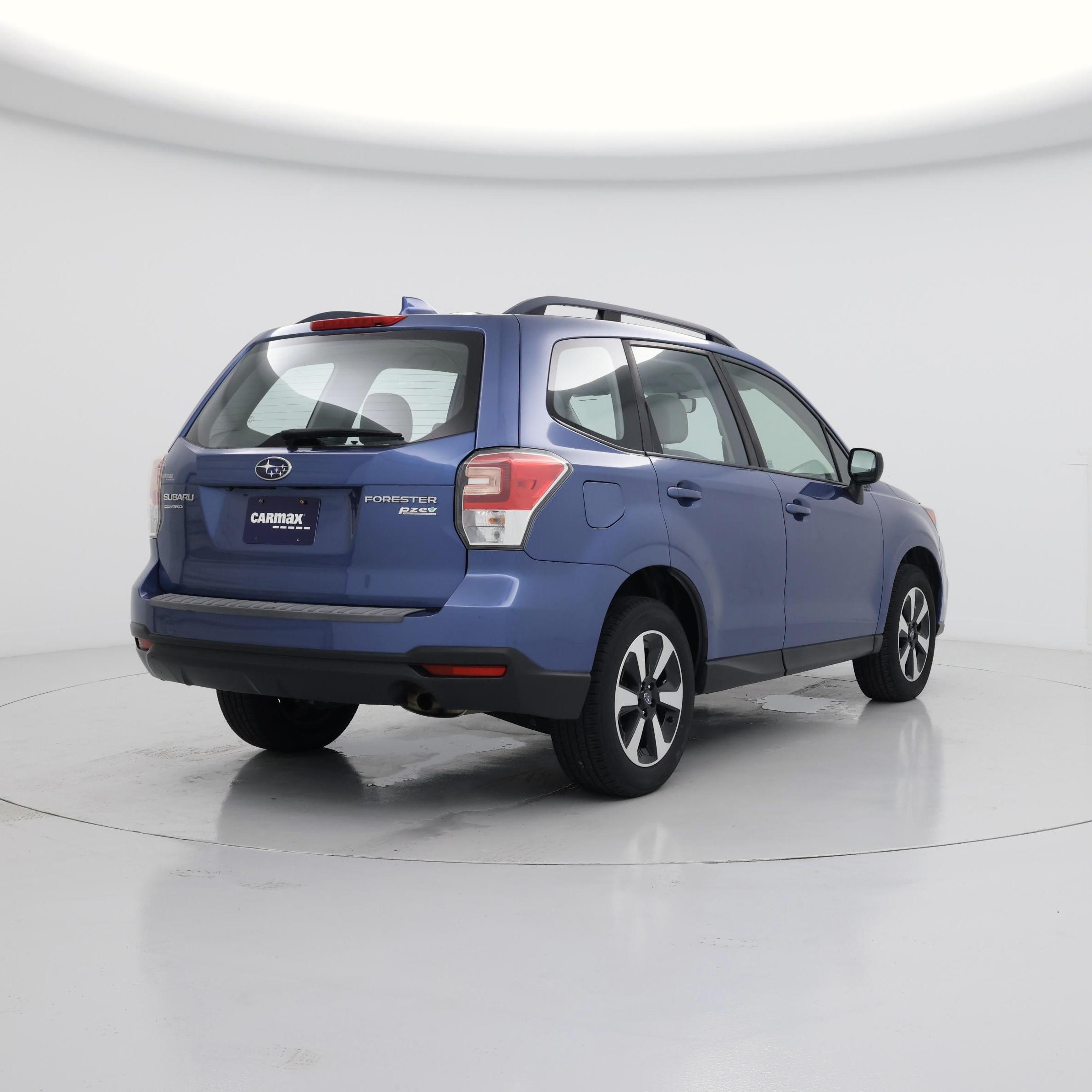 Thumbnail: 2017 Subaru Forester - 8