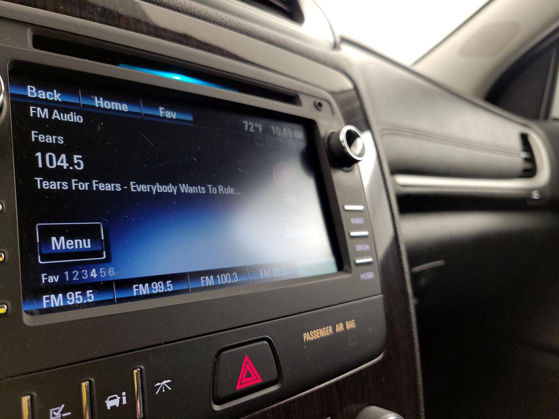 Thumbnail: 2017 Chevrolet Traverse - 15