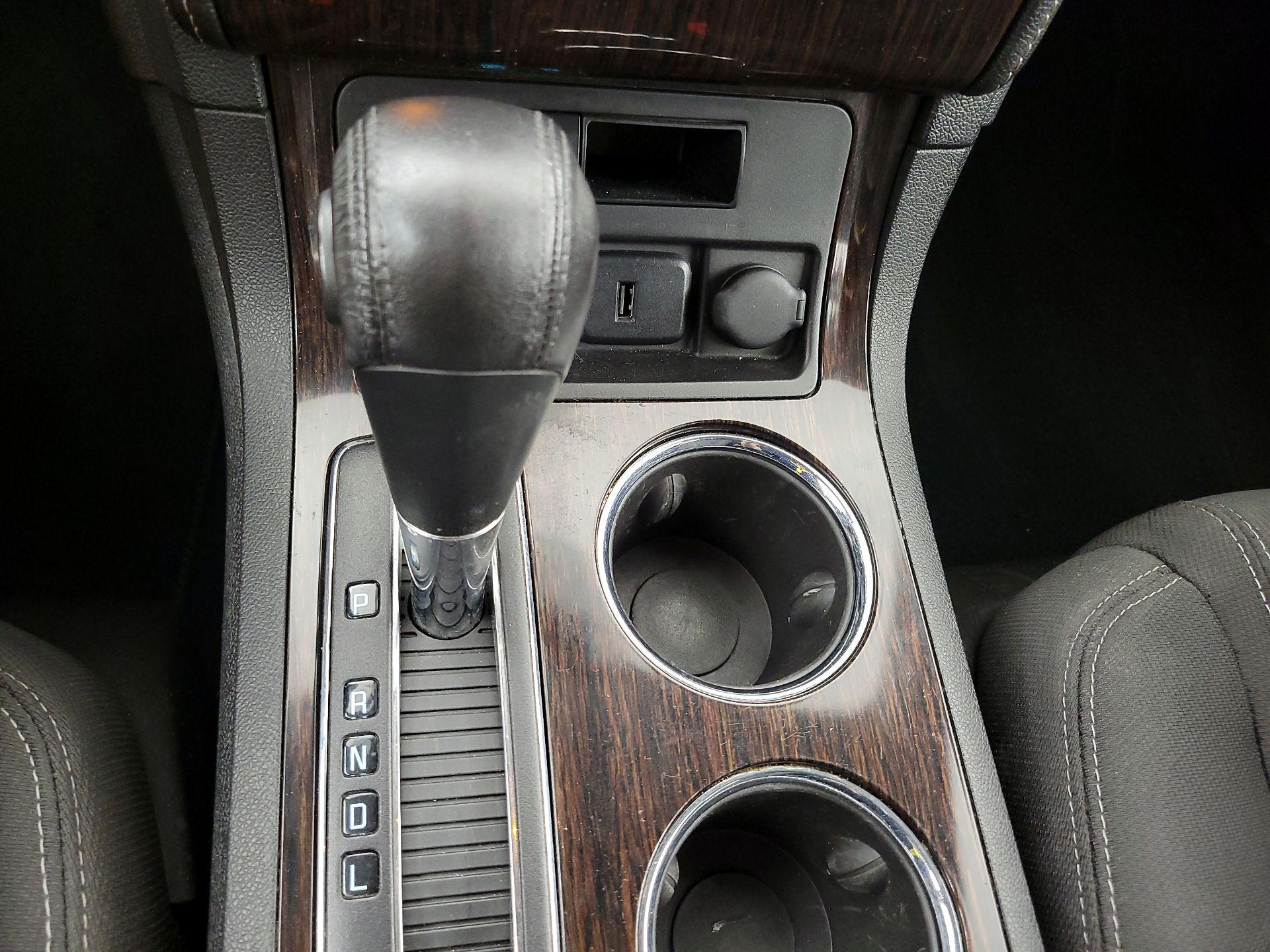 Thumbnail: 2017 Chevrolet Traverse - 17