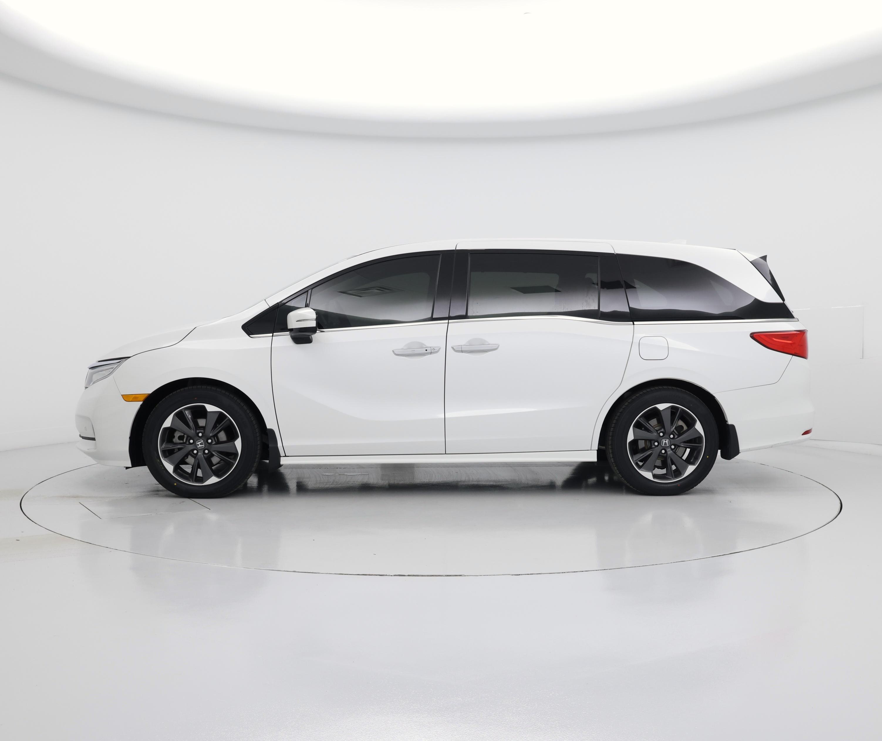 Thumbnail: 2024 Honda Odyssey - 3