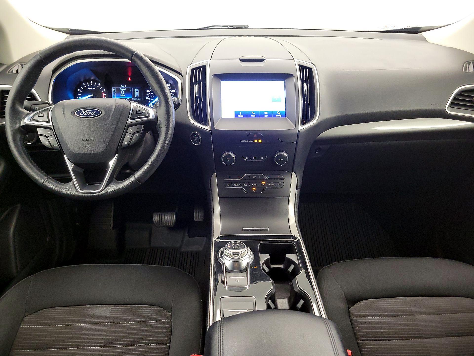 Thumbnail: 2019 Ford Edge - 9