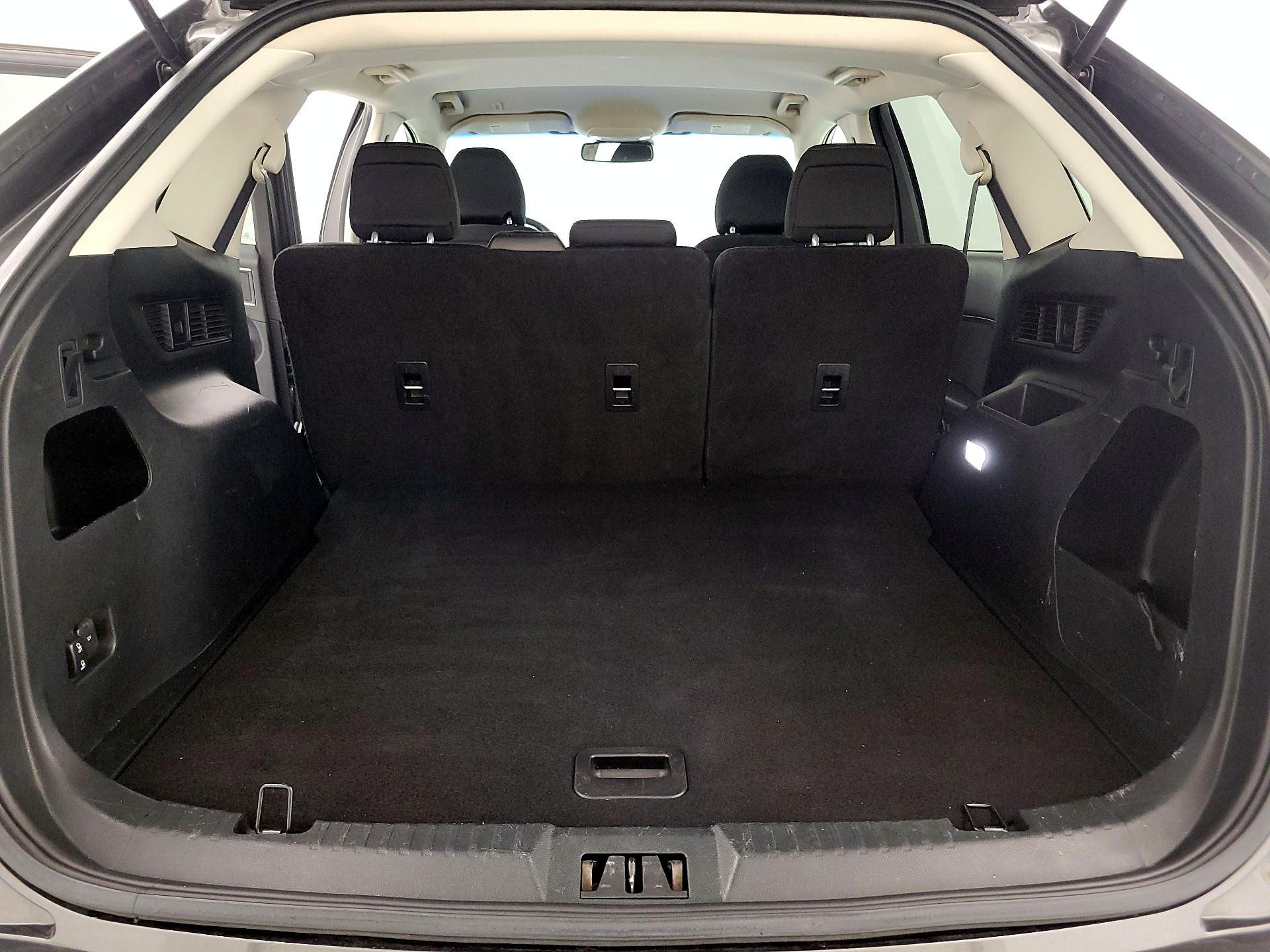 Thumbnail: 2019 Ford Edge - 20