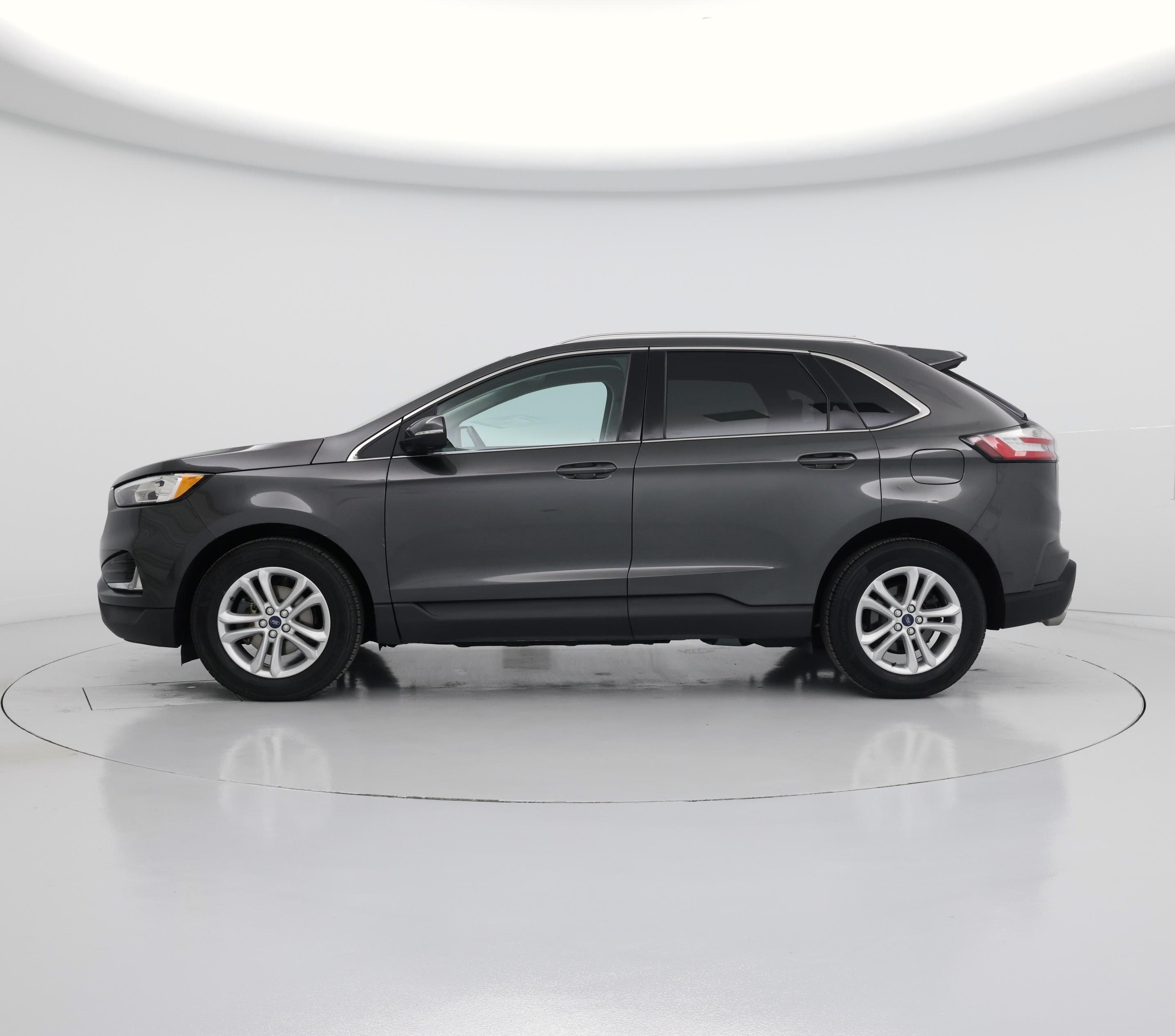 Thumbnail: 2019 Ford Edge - 3