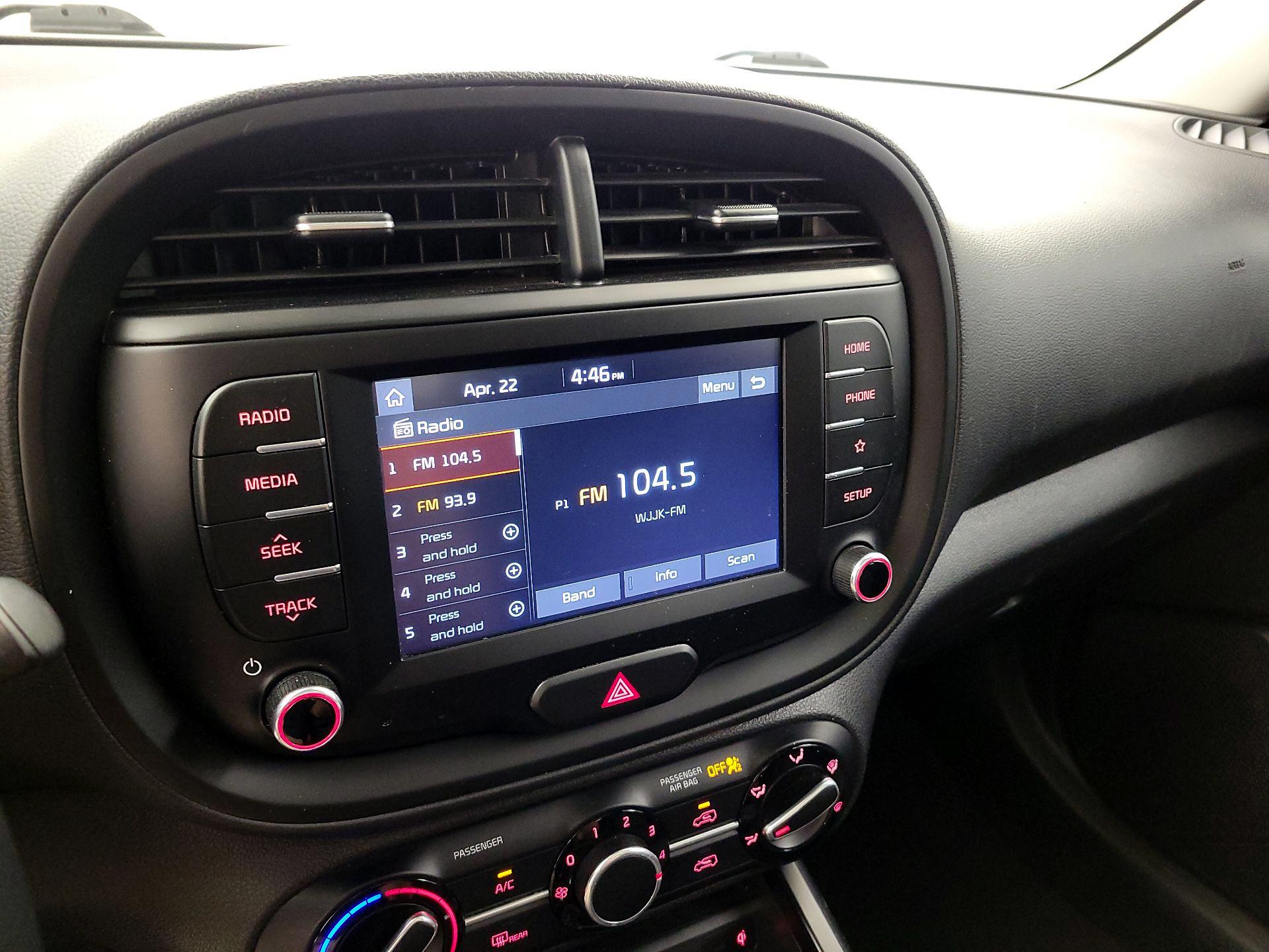 Thumbnail: 2020 Kia Soul - 15