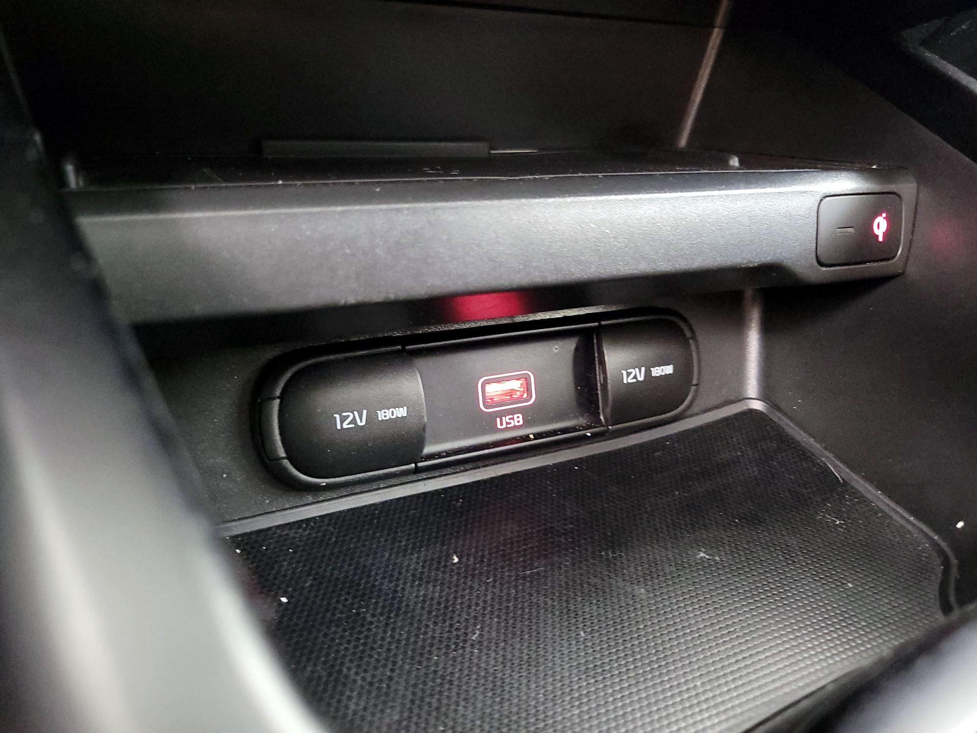 Thumbnail: 2020 Kia Soul - 18