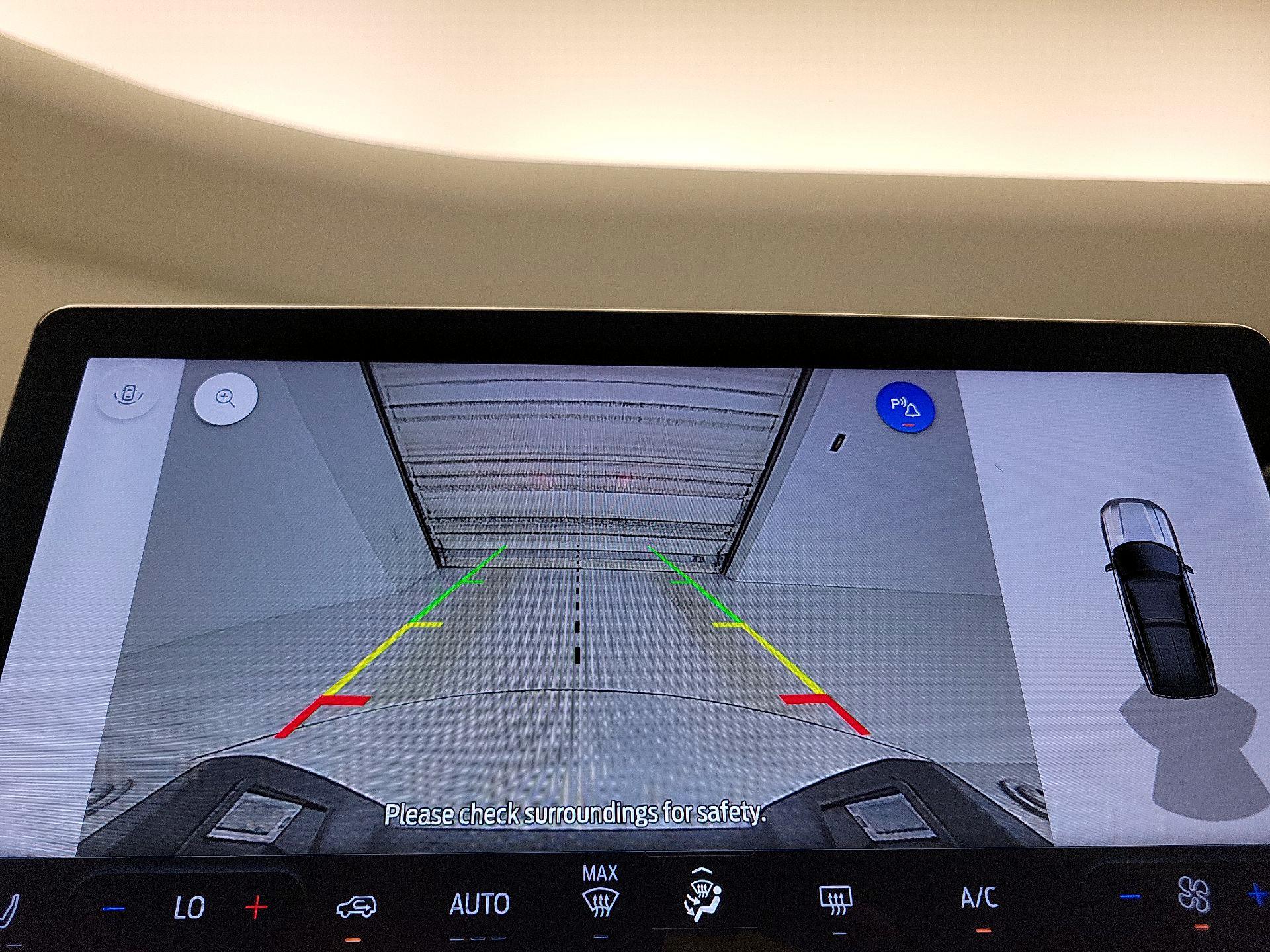 Thumbnail: 2025 Ford Bronco Sport - 14