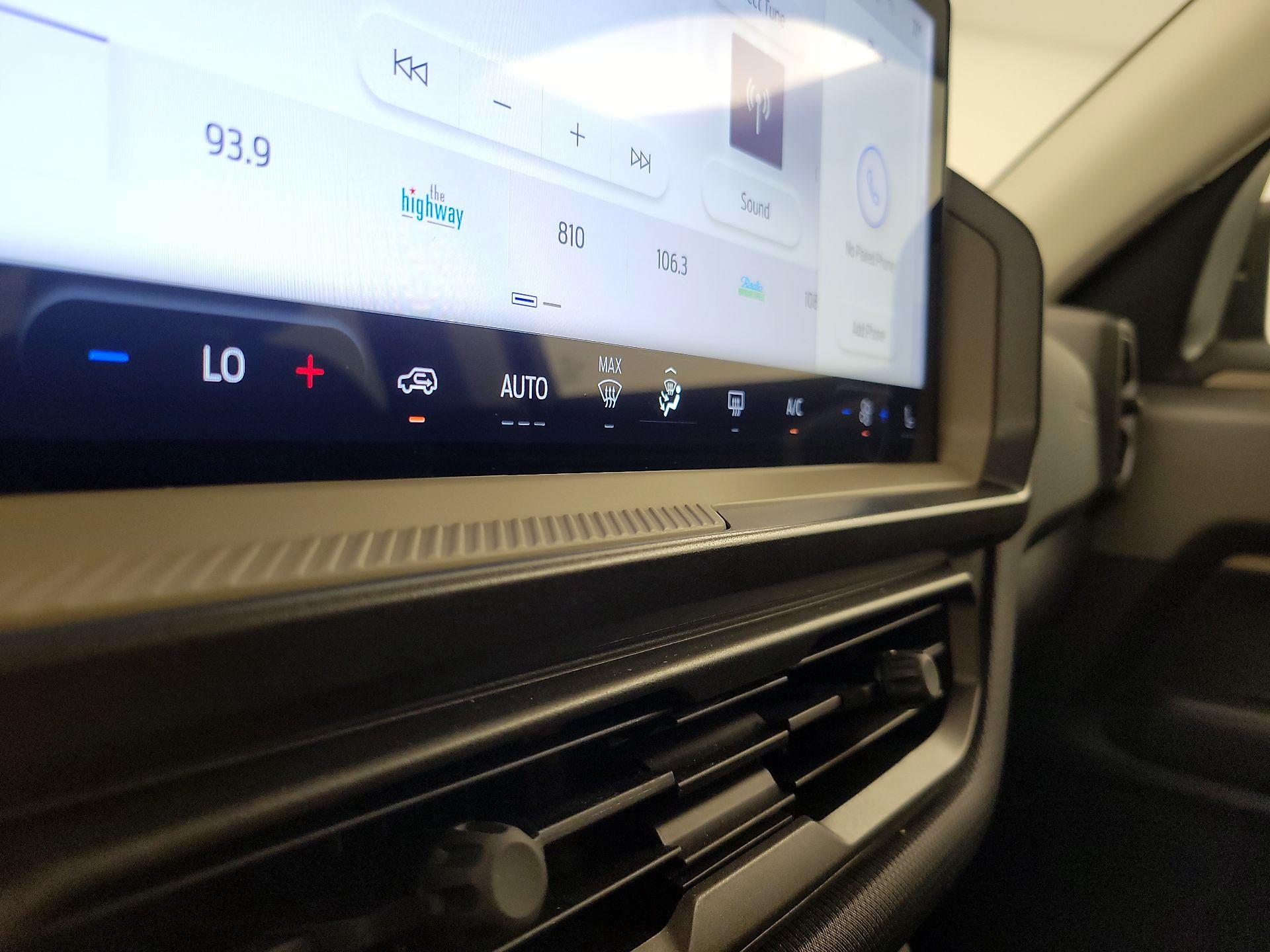 Thumbnail: 2025 Ford Bronco Sport - 16