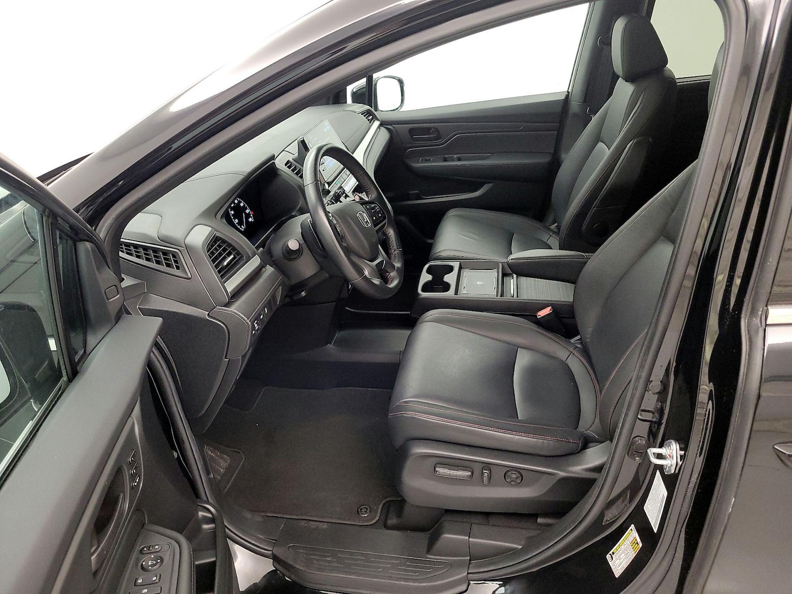 2025 Honda Odyssey Sport L - Photo 12