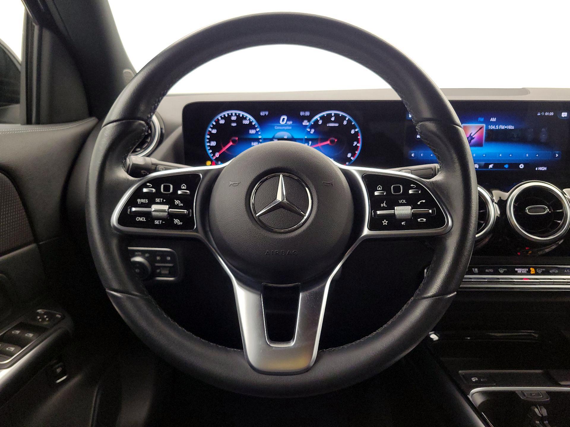 Thumbnail: 2023 Mercedes-Benz GLA - 10