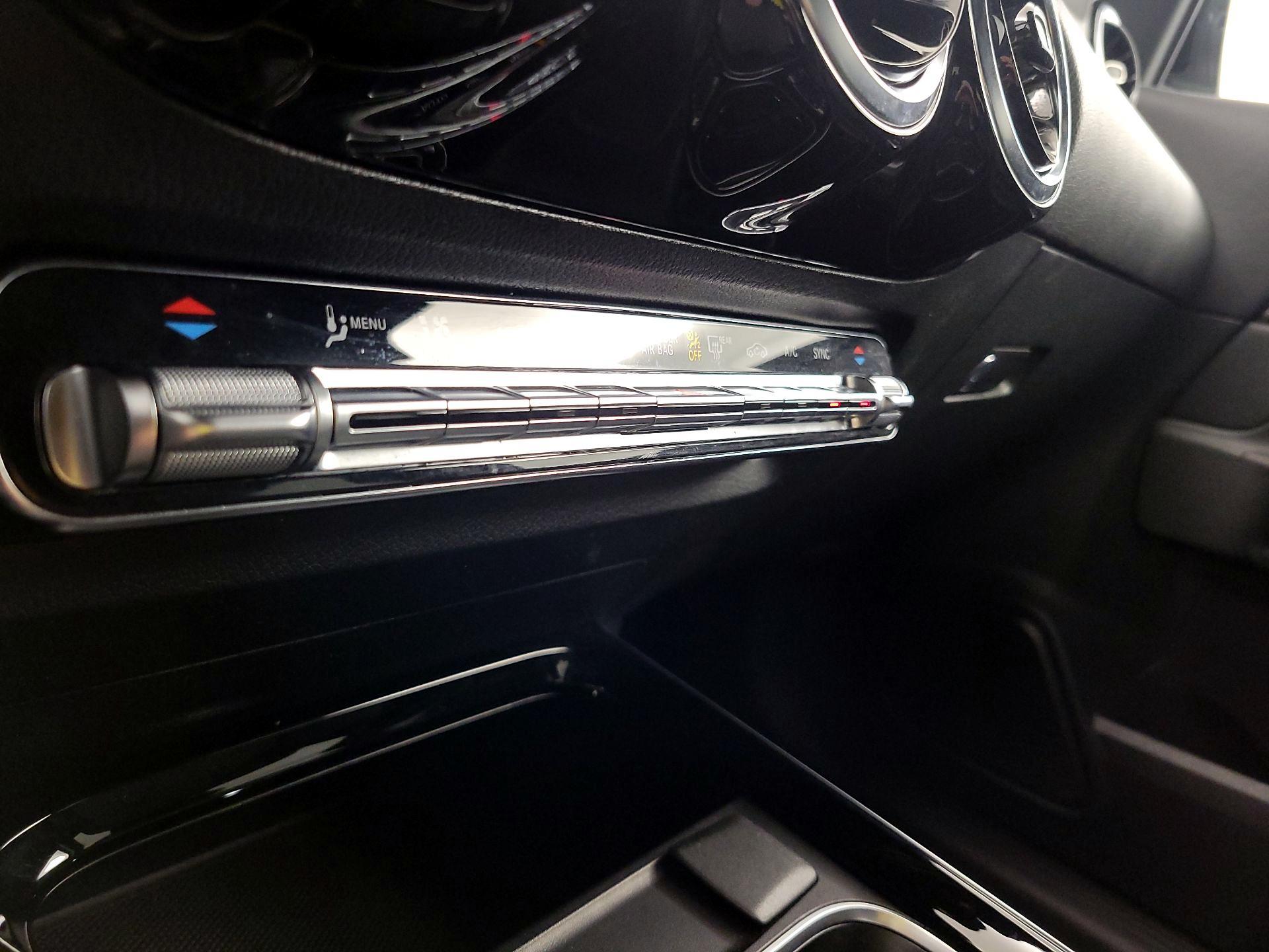 Thumbnail: 2023 Mercedes-Benz GLA - 16