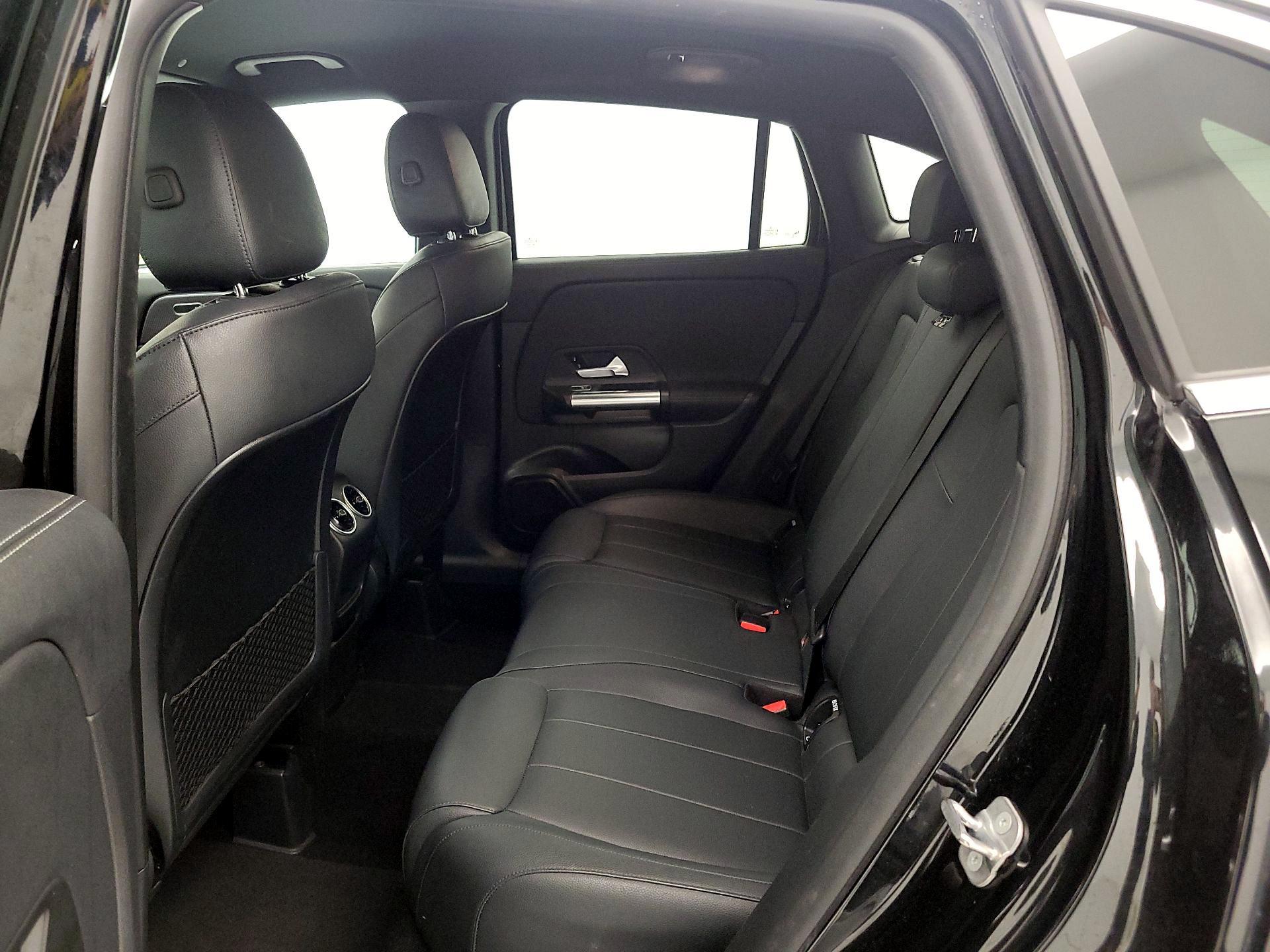 Thumbnail: 2023 Mercedes-Benz GLA - 19