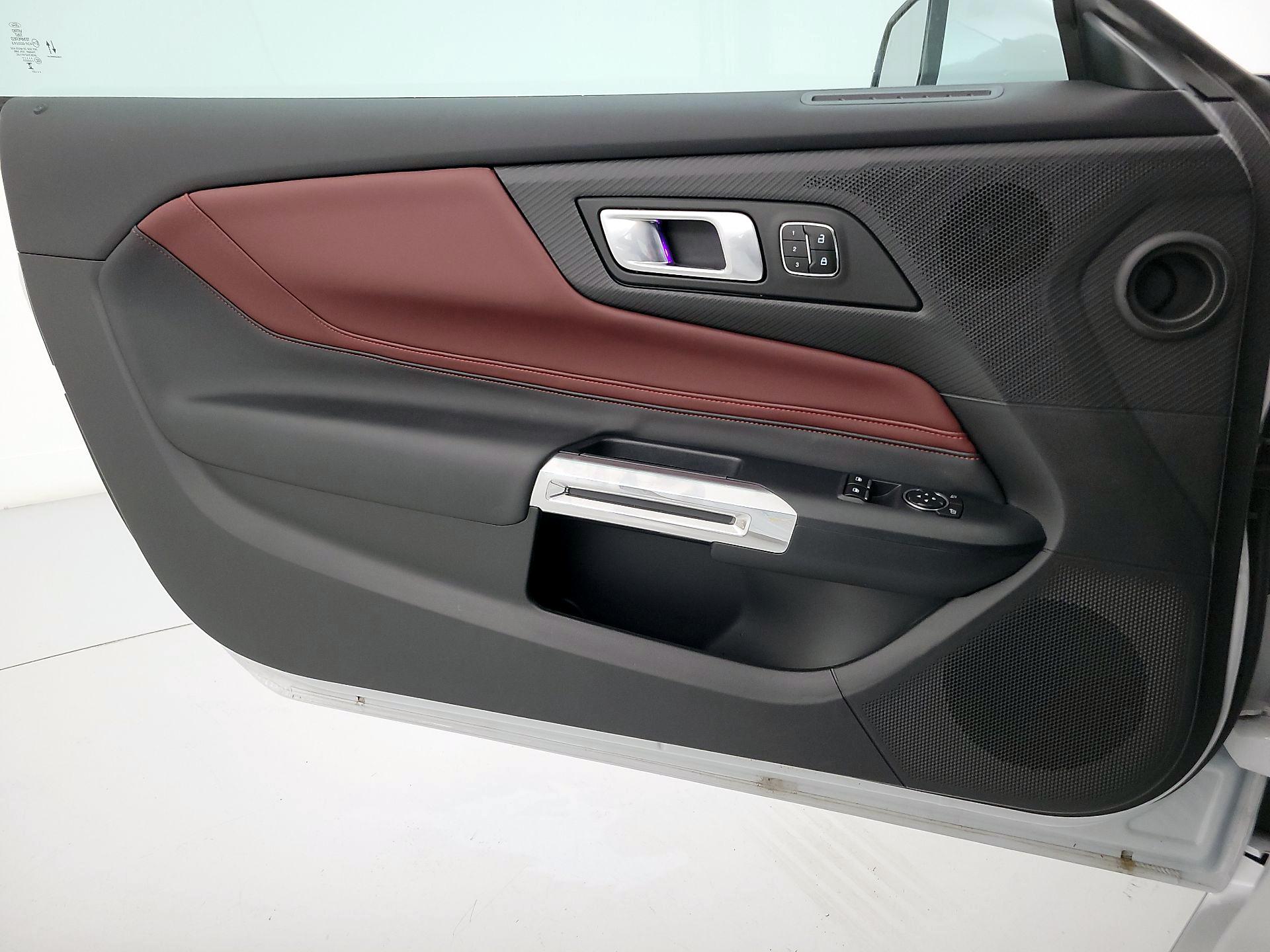 Thumbnail: 2025 Ford Mustang - 12