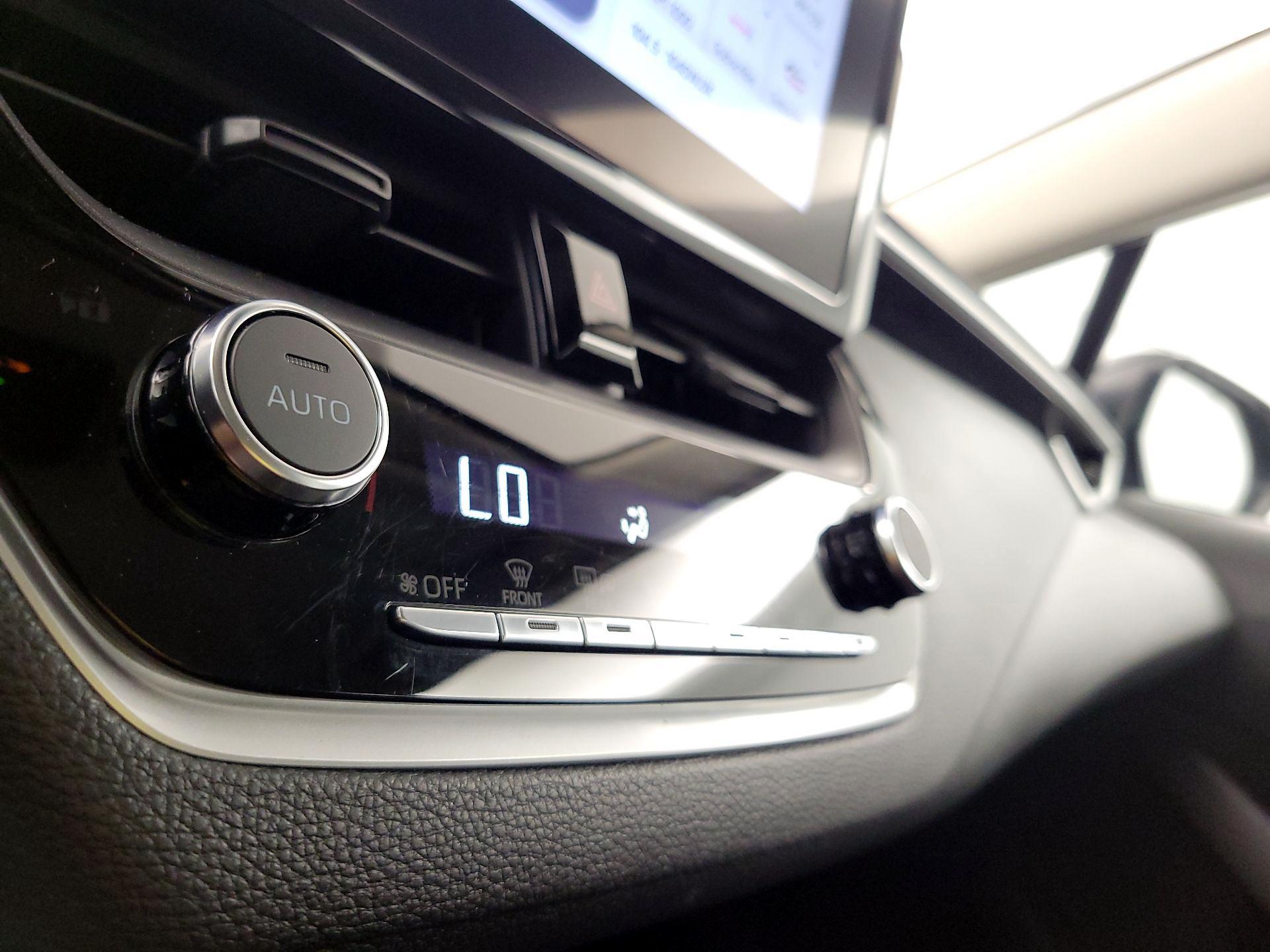 Thumbnail: 2025 Toyota Corolla - 16