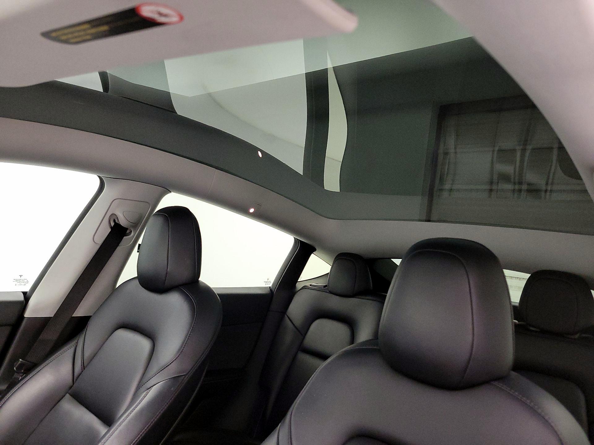 Thumbnail: 2021 Tesla Model Y - 18