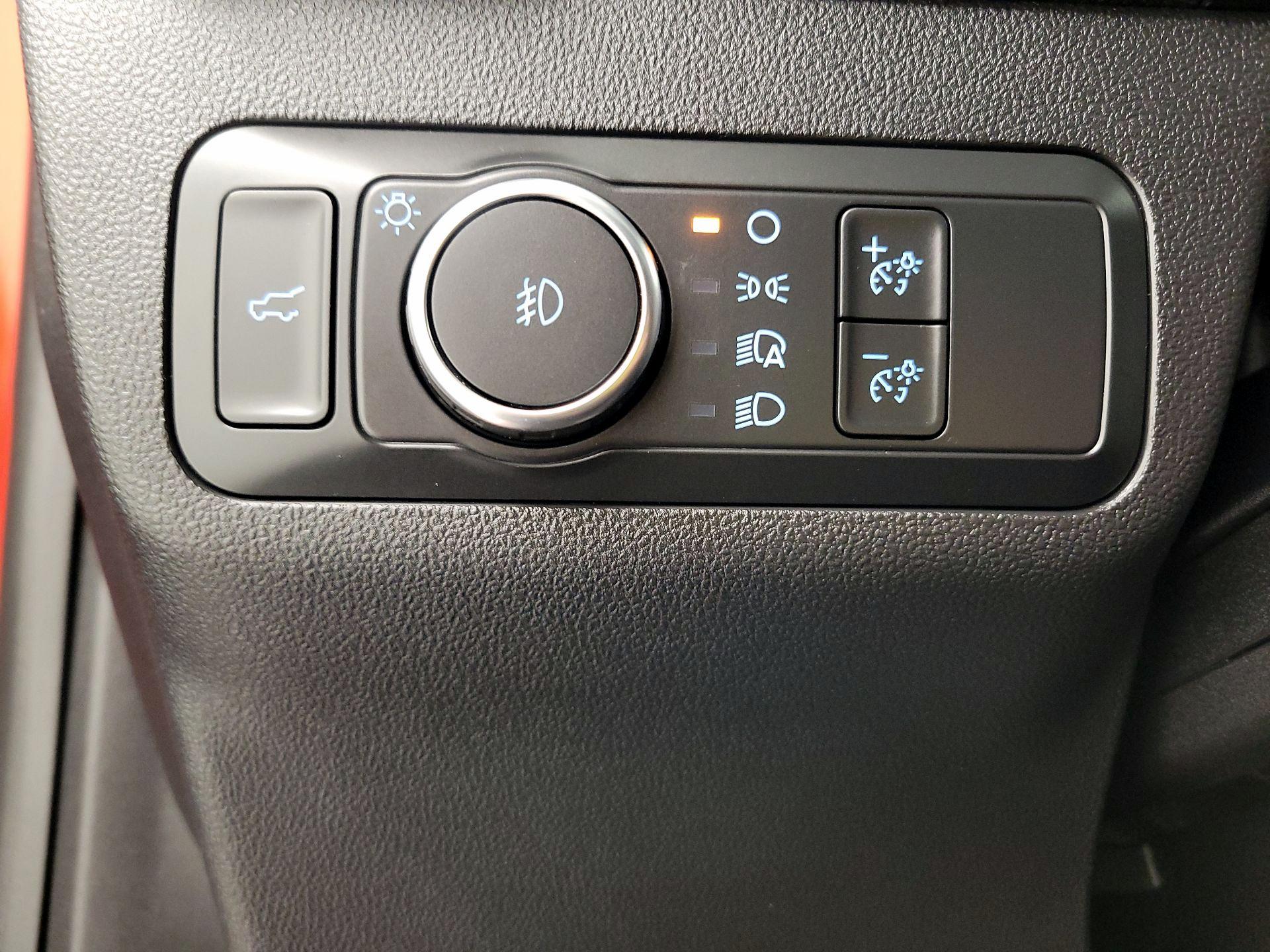 Thumbnail: 2022 Ford Bronco Sport - 13