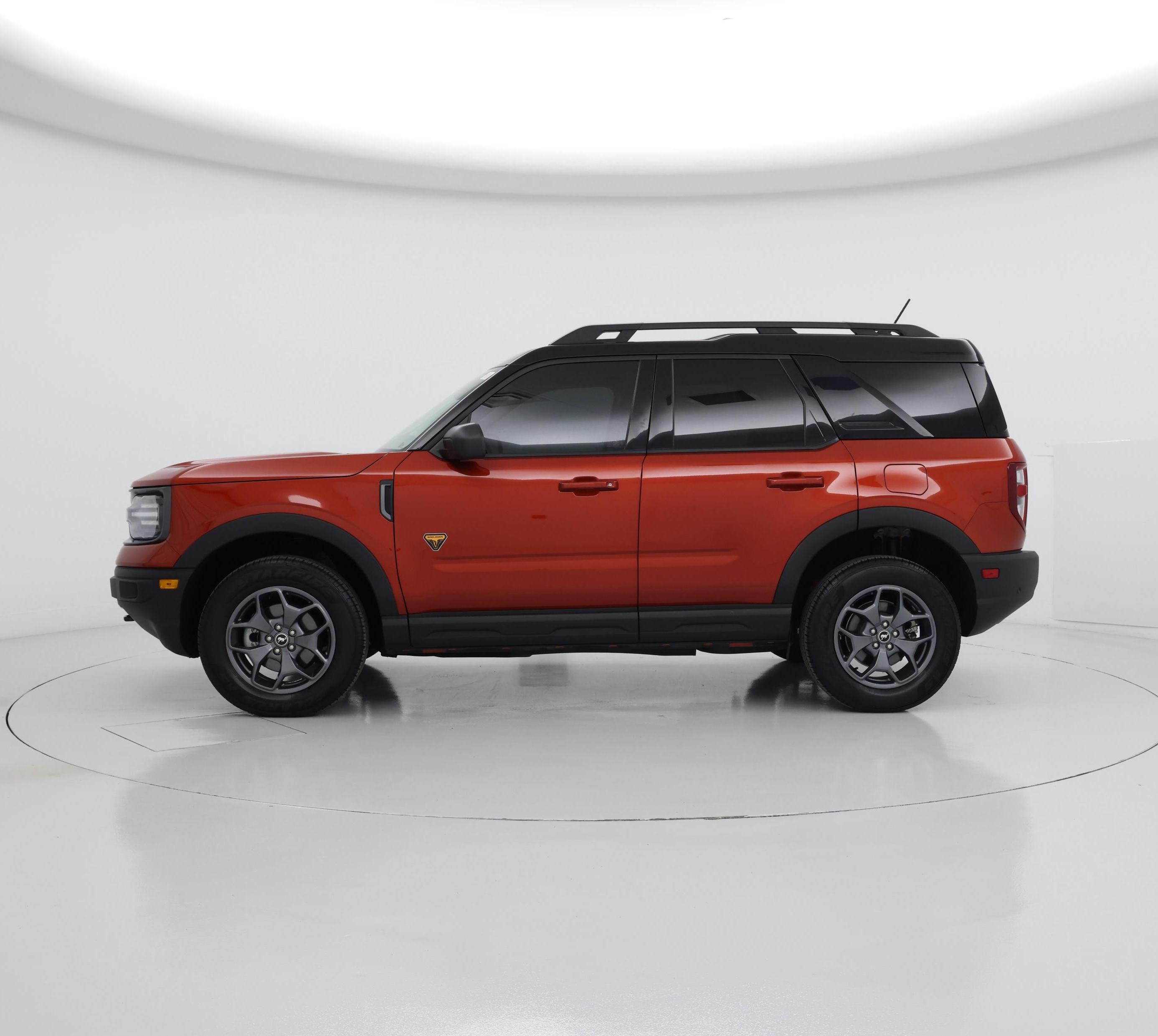 Thumbnail: 2022 Ford Bronco Sport - 3