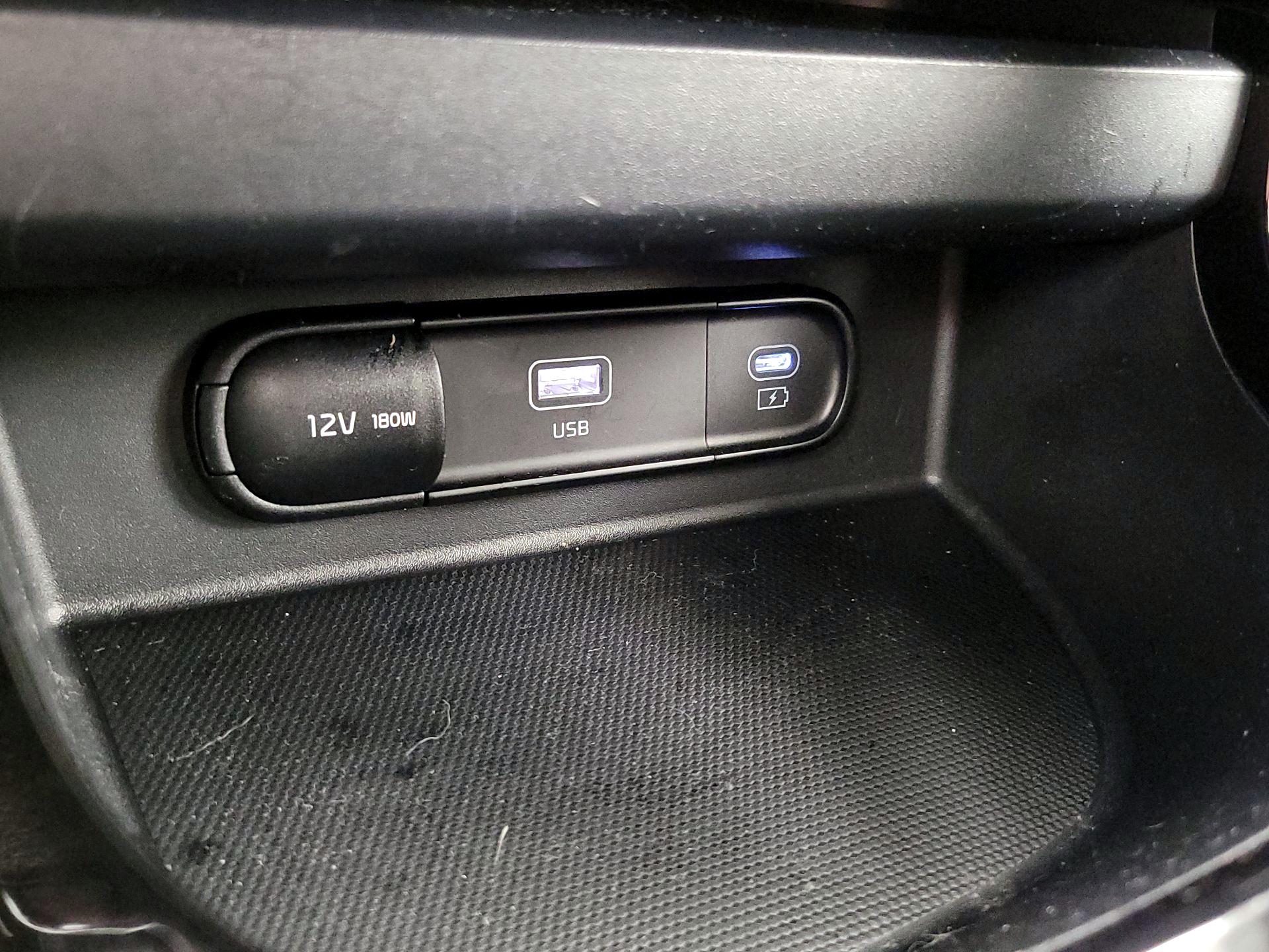 Thumbnail: 2024 Kia Seltos - 19