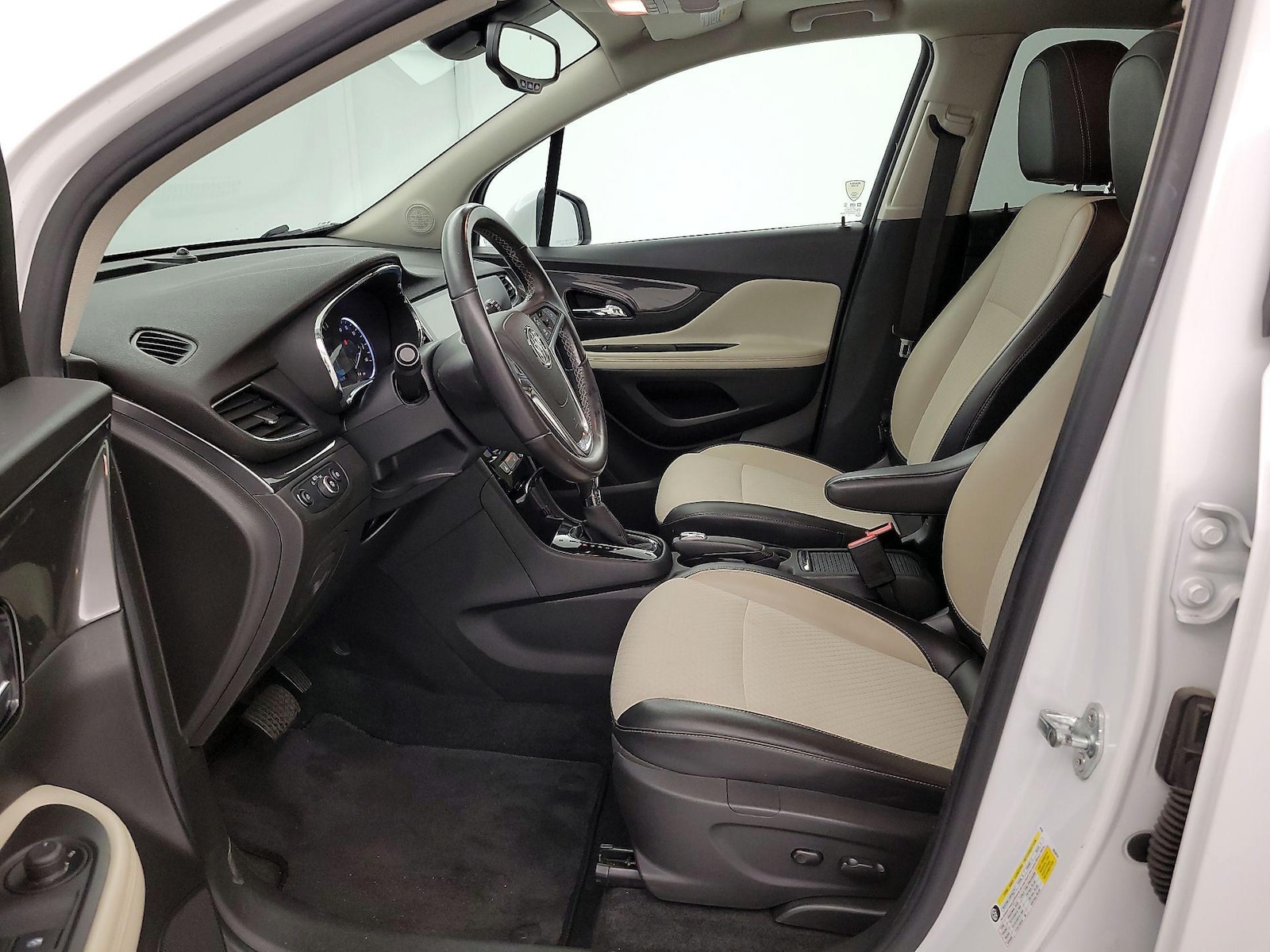 2018 Buick Encore Preferred II - Photo 12