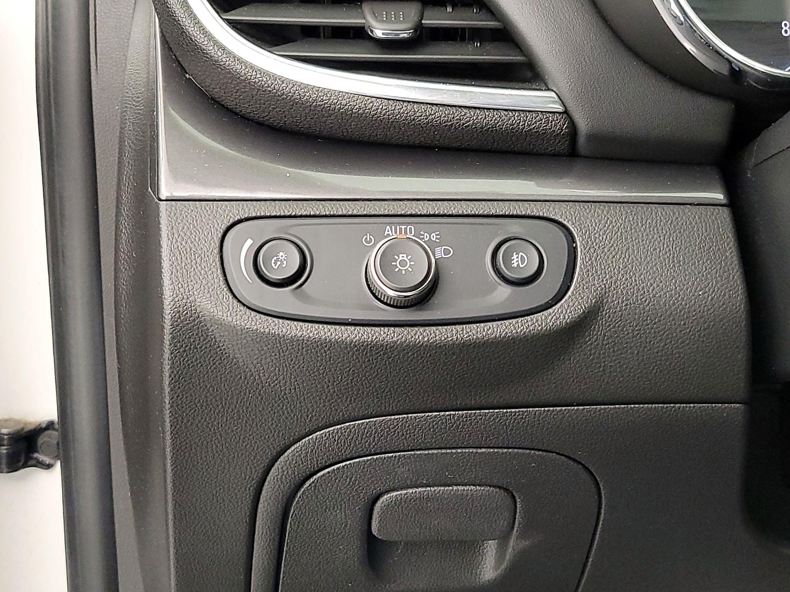 2018 Buick Encore Preferred II - Photo 14