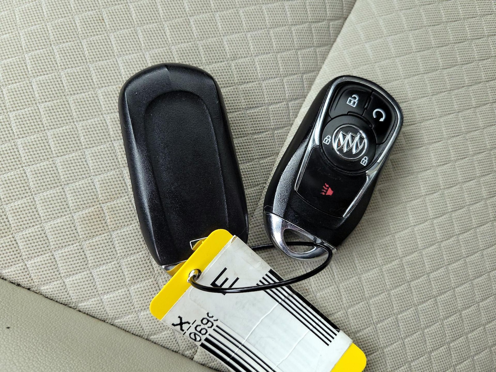 2018 Buick Encore Preferred II - Photo 24