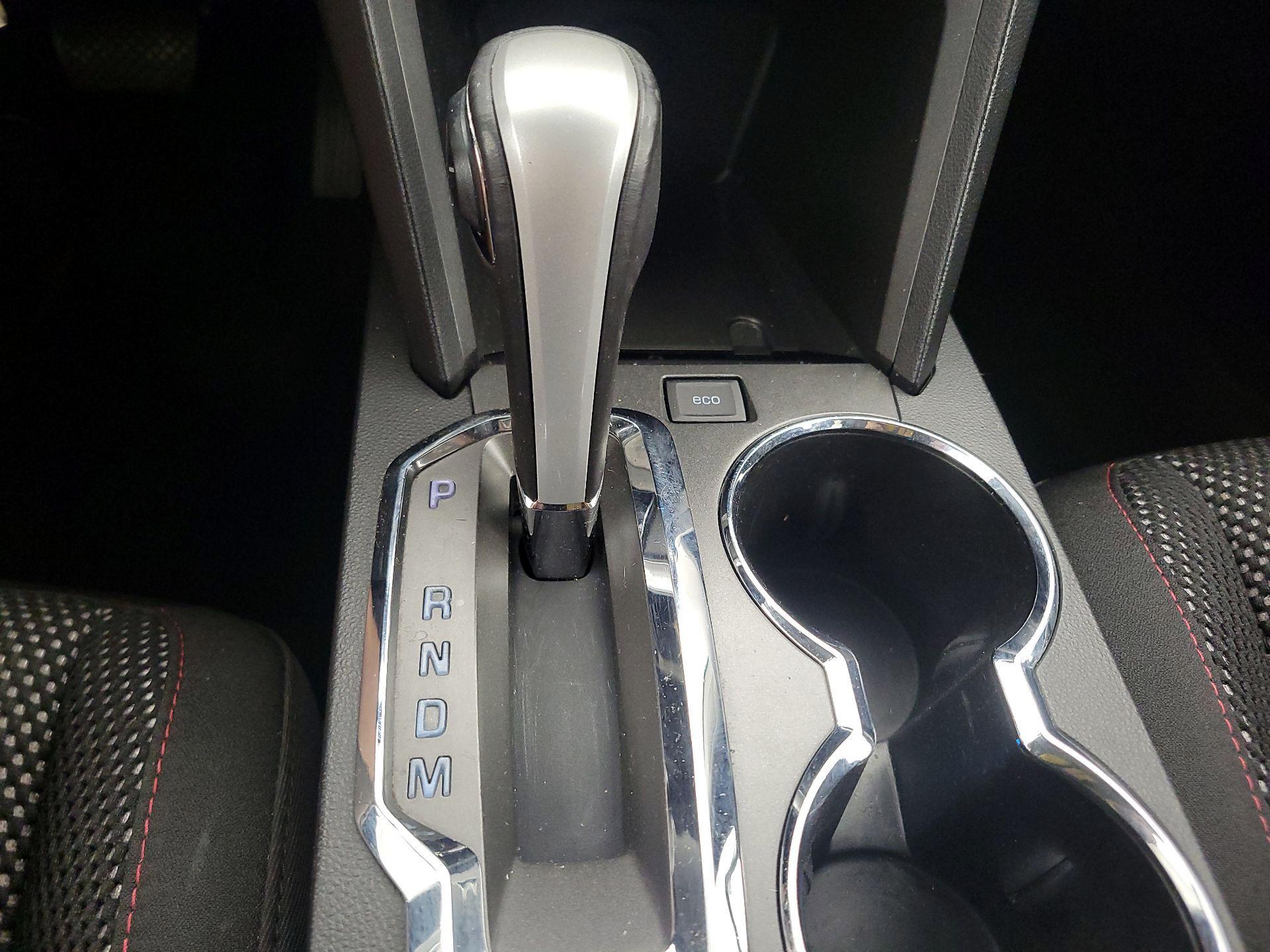 Thumbnail: 2015 Chevrolet Equinox - 17