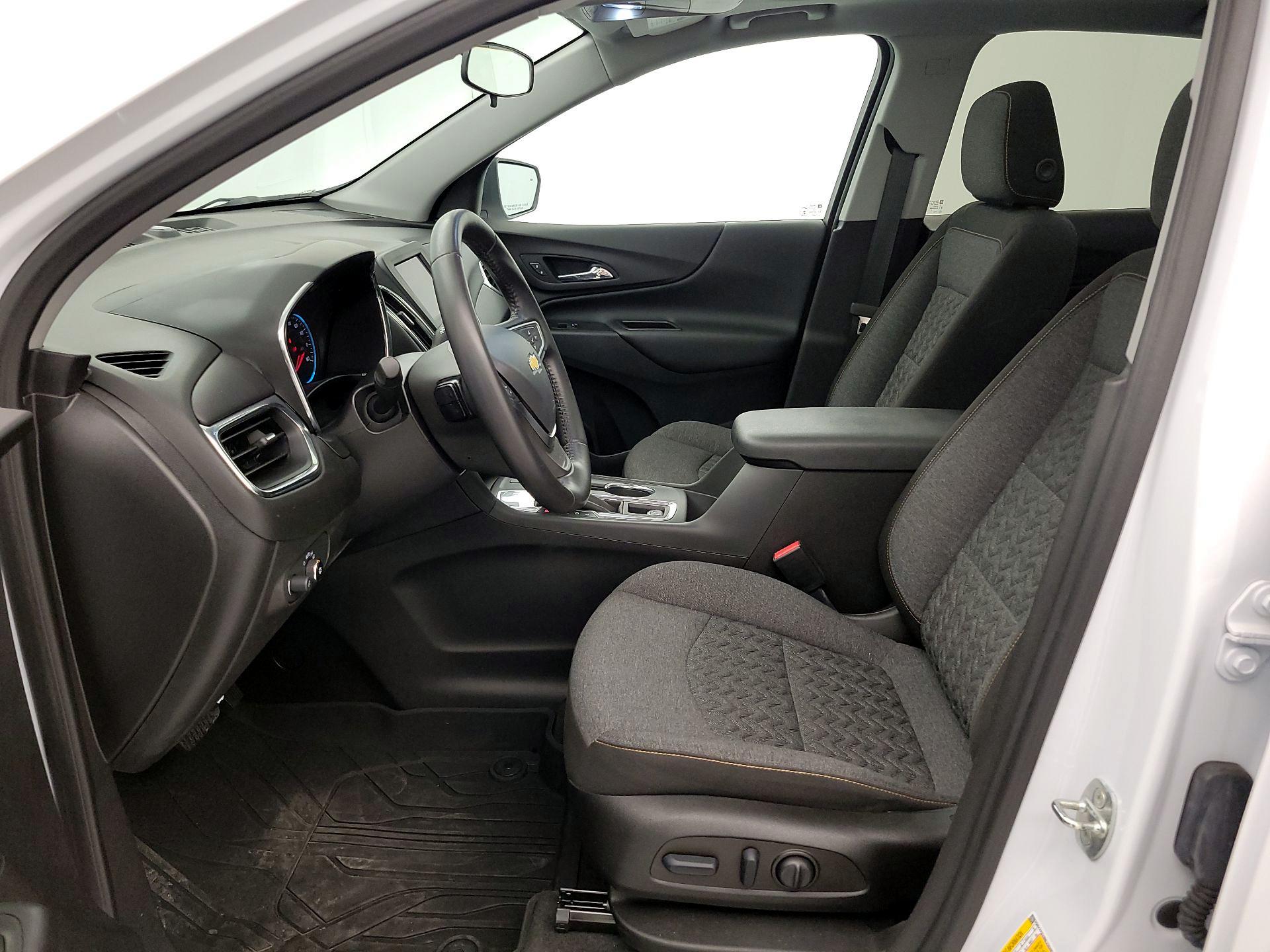 Thumbnail: 2022 Chevrolet Equinox - 11